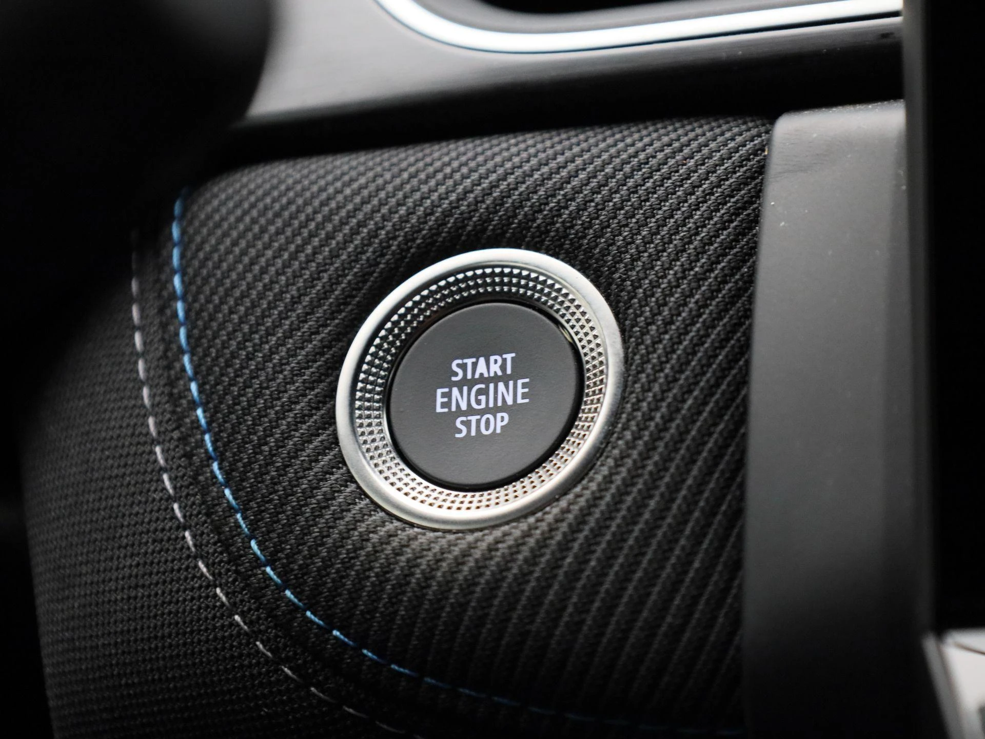 Renault-Captur-image-21