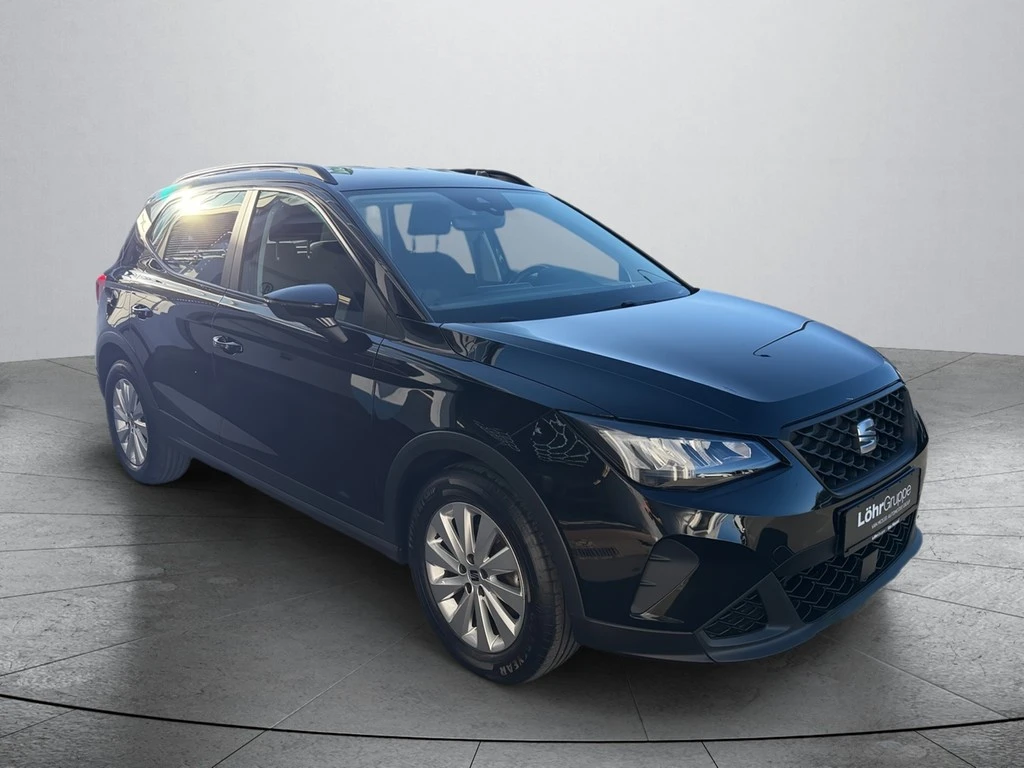 SEAT-Arona-image-5