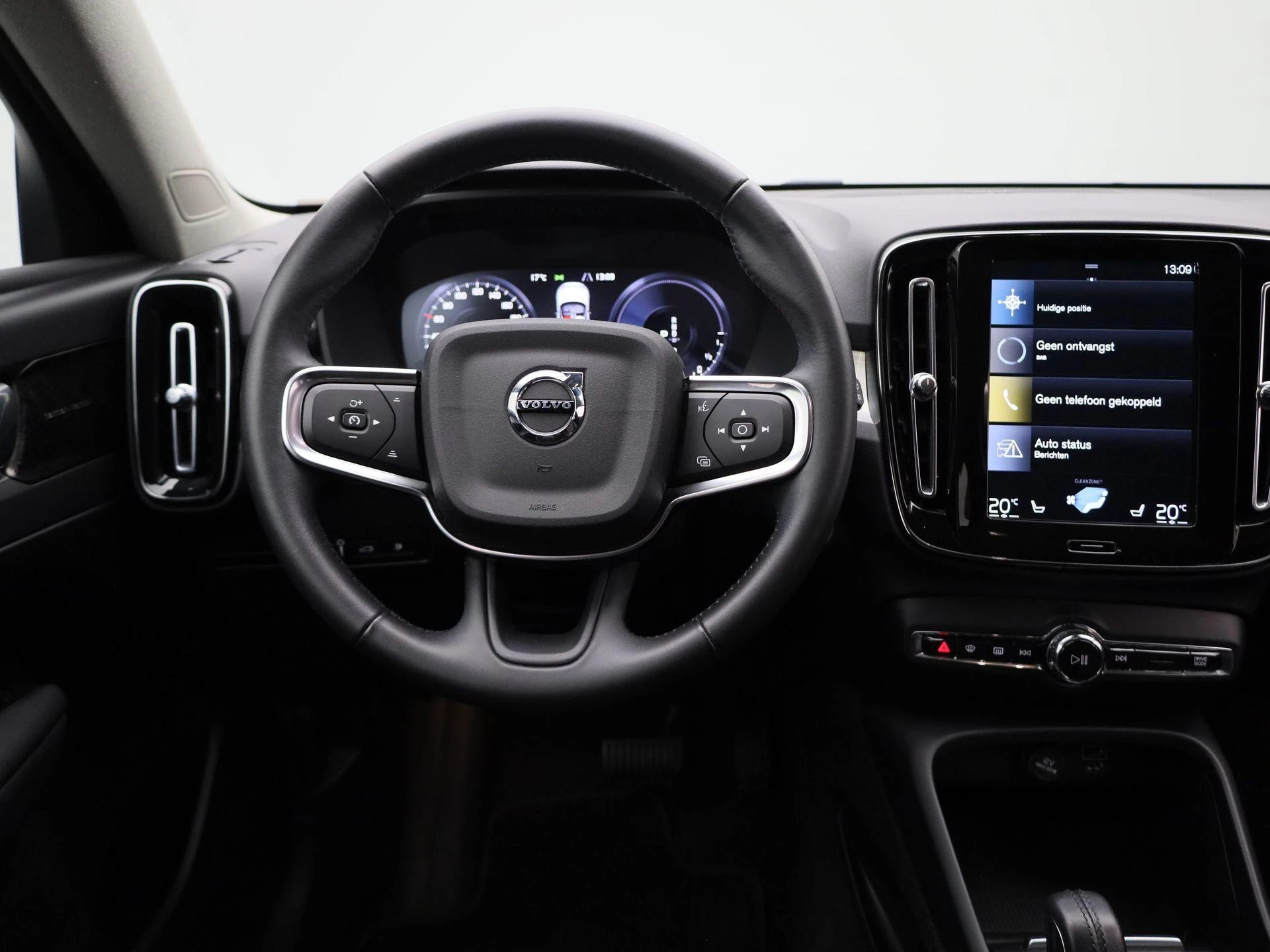 Volvo XC40 1.5 T4 Recharge Expression