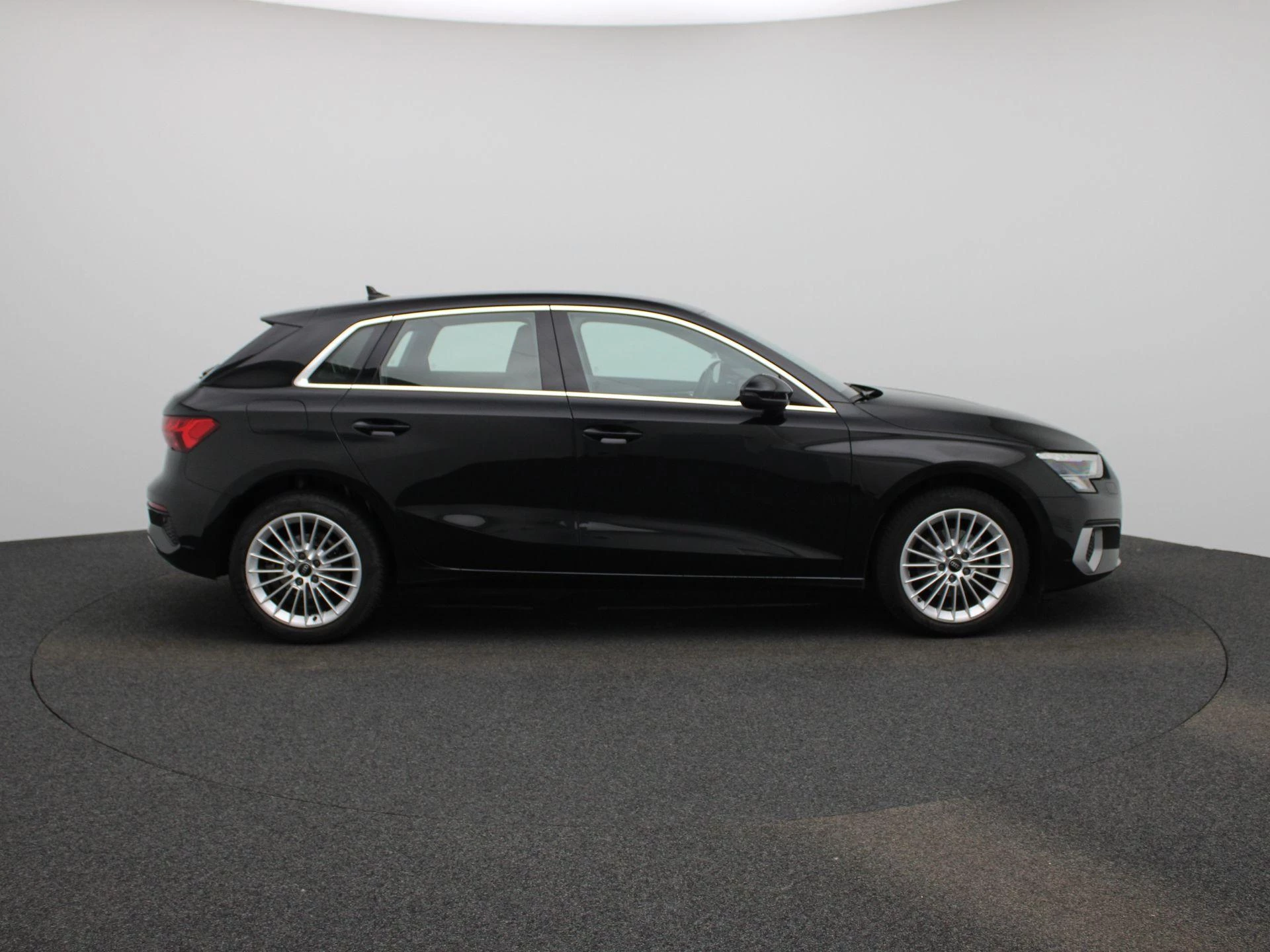 Audi A3 Sportback 30 TFSI Advanced edition