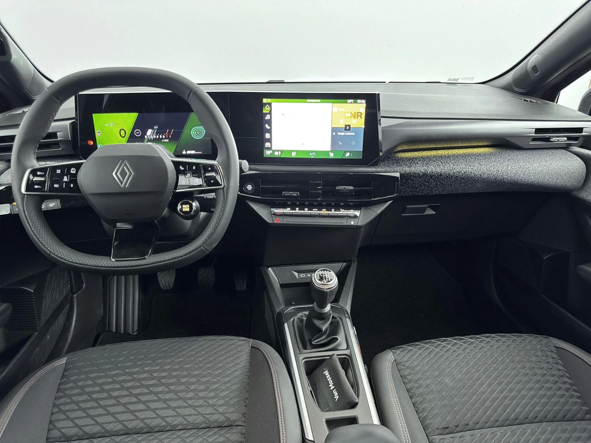 Renault-Clio-image-15