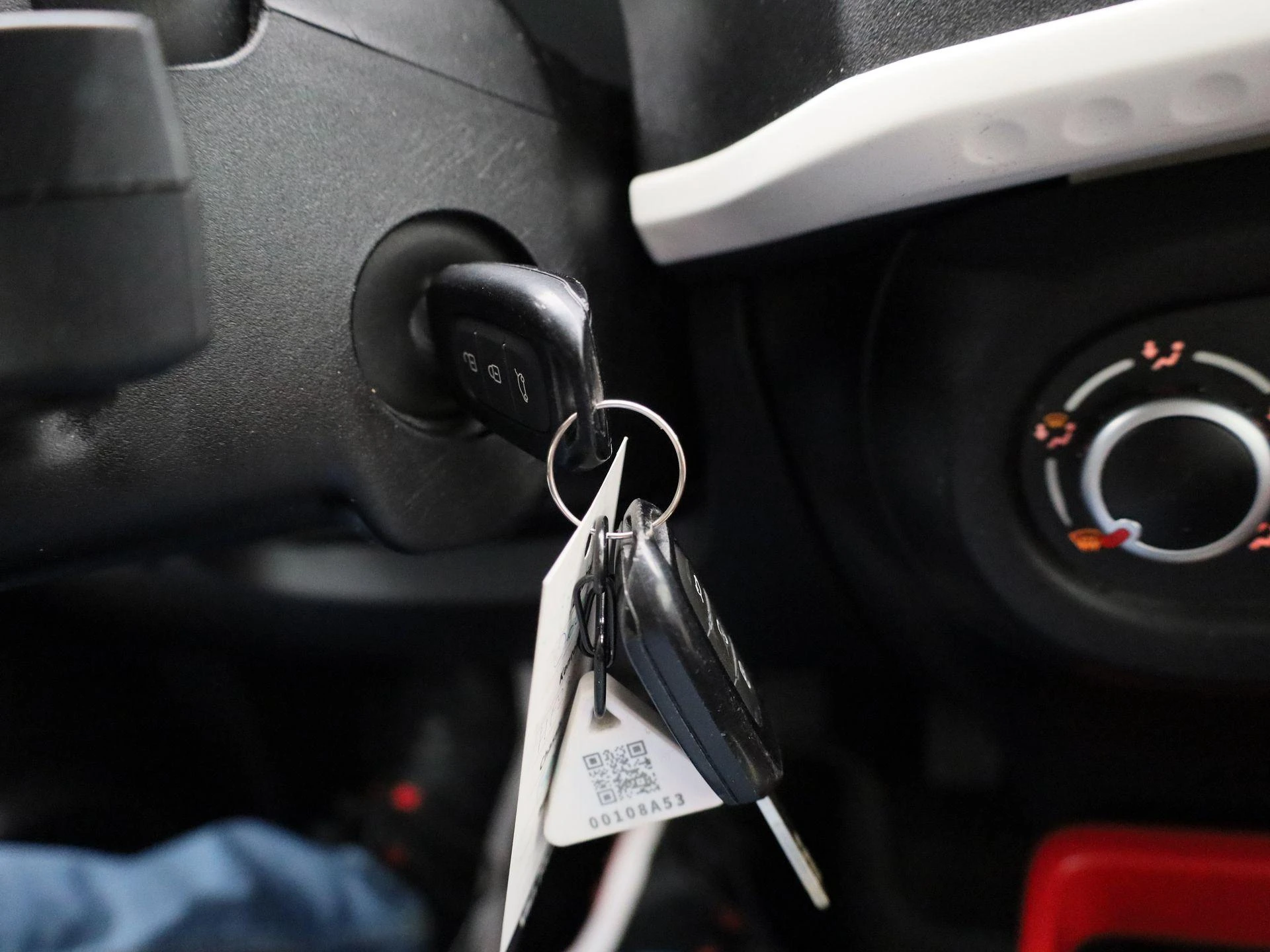 Renault-Twingo-image-19