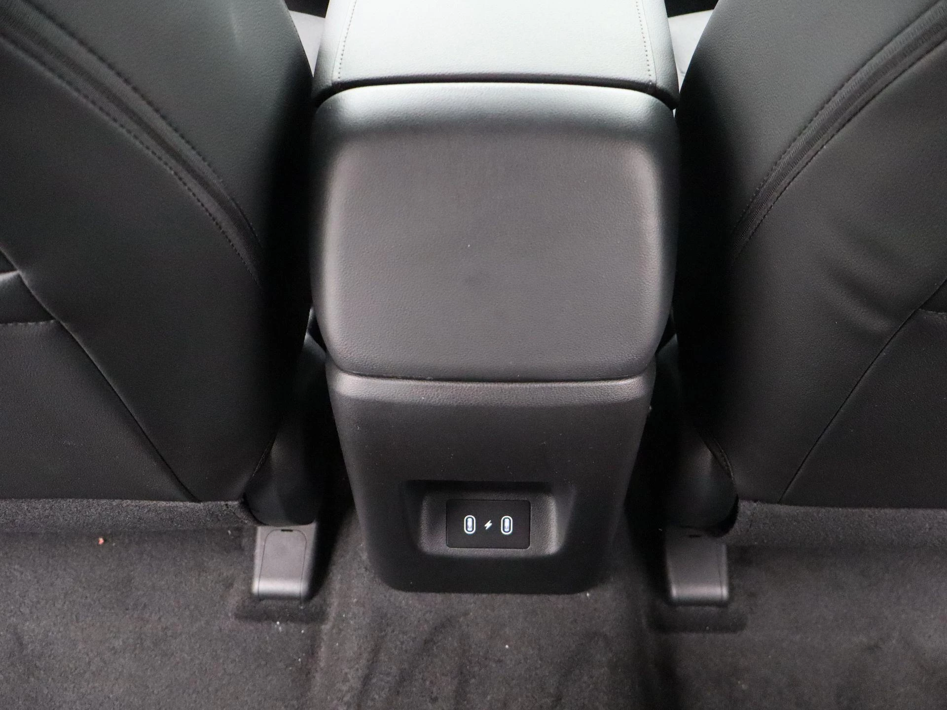 Hyundai Tucson 1.6 T-GDI PHEV Pure Edition