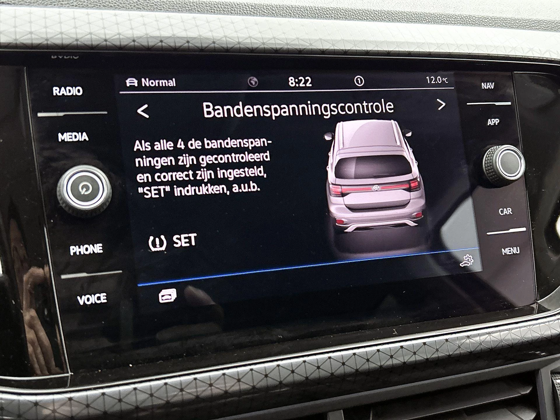 Volkswagen-T-Cross-image-8