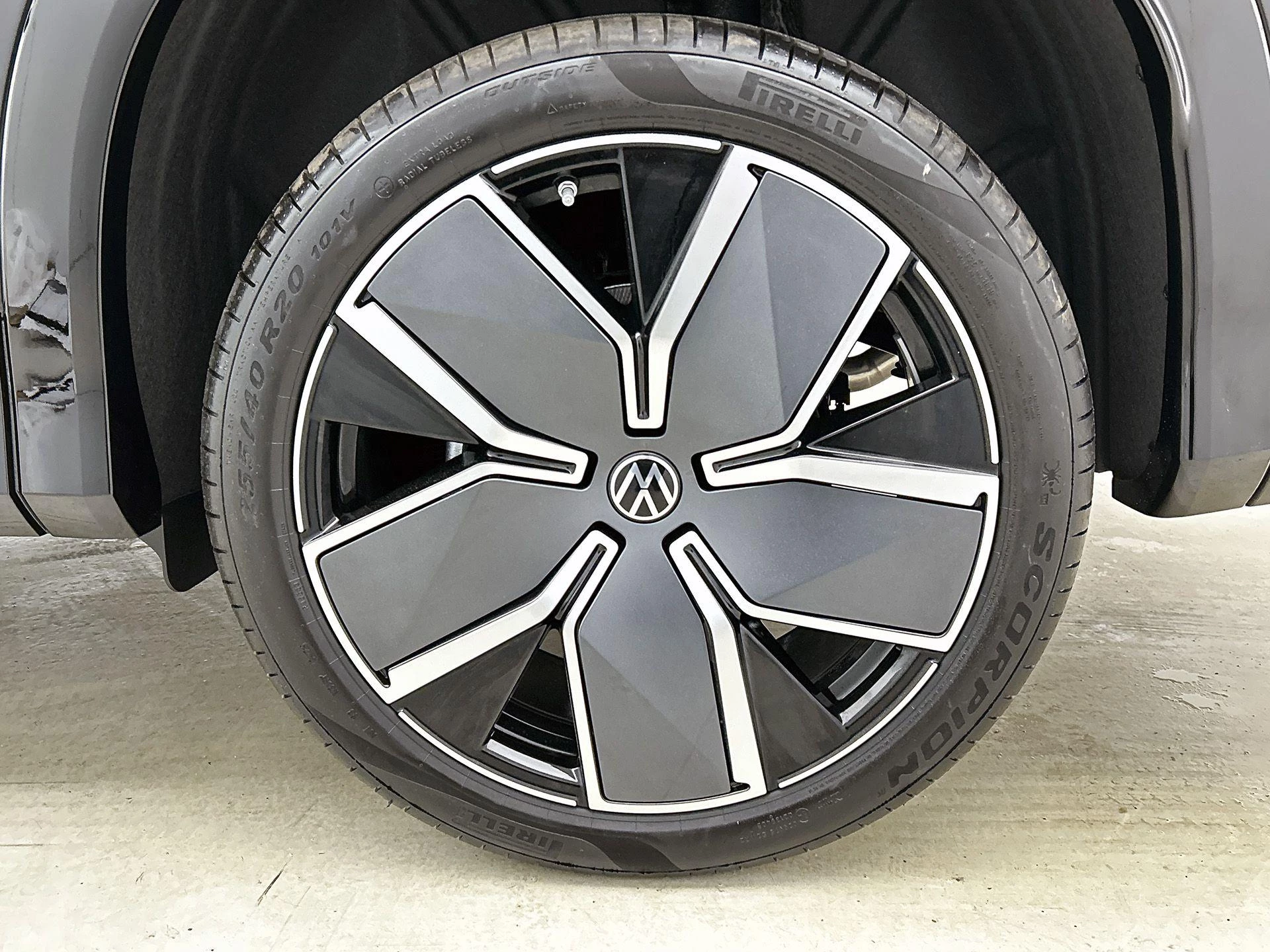 Volkswagen Tayron 1.5 eHybrid R-Line Edition