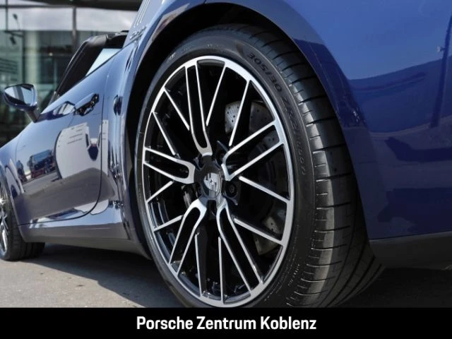 Porsche-911-image-7