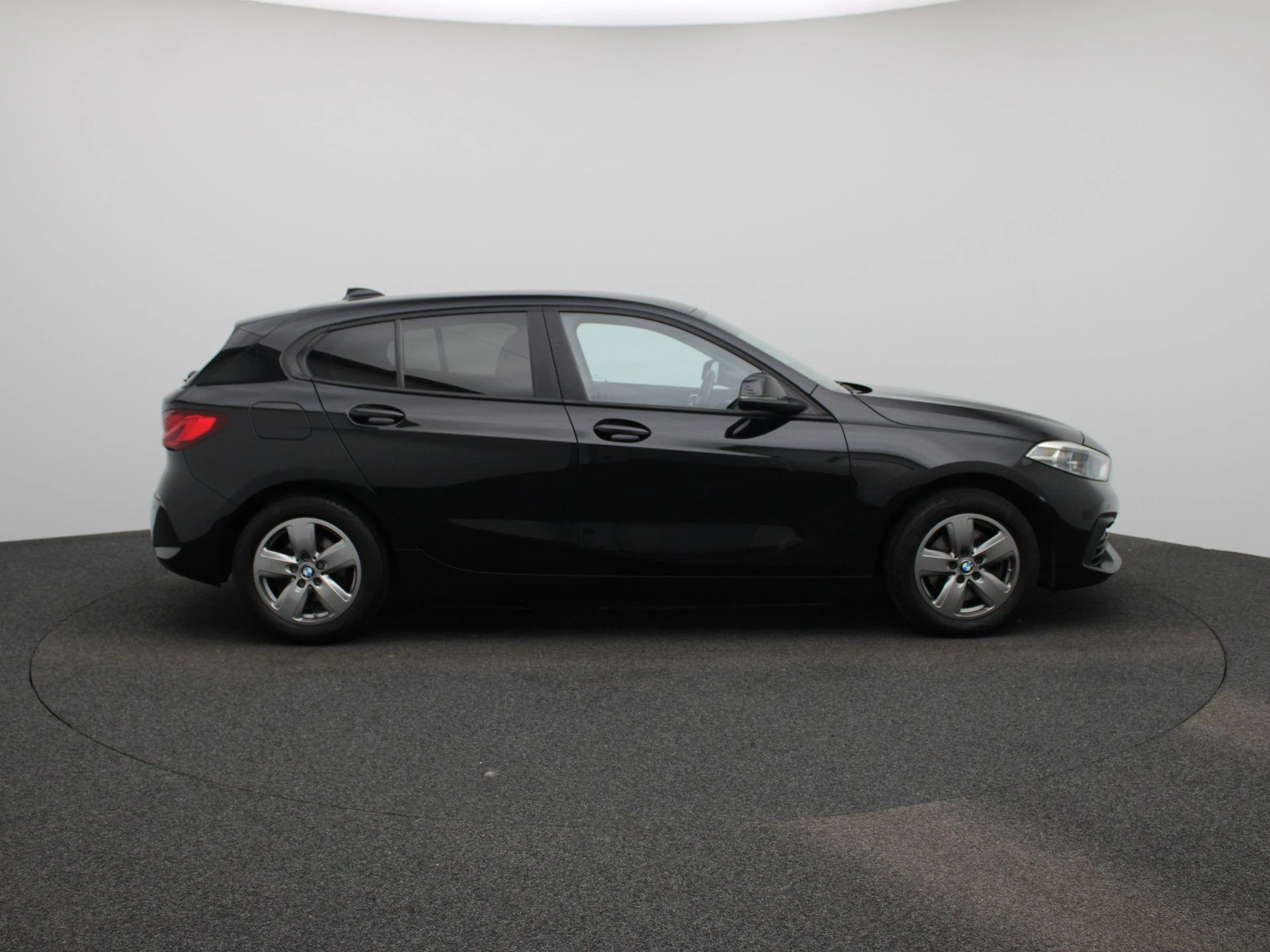 BMW Série 1 Hatch 116iA (80 kW)