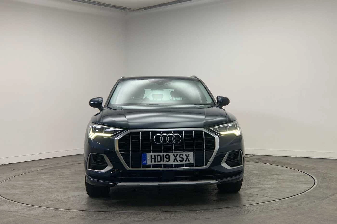 Audi-Q3-image-6