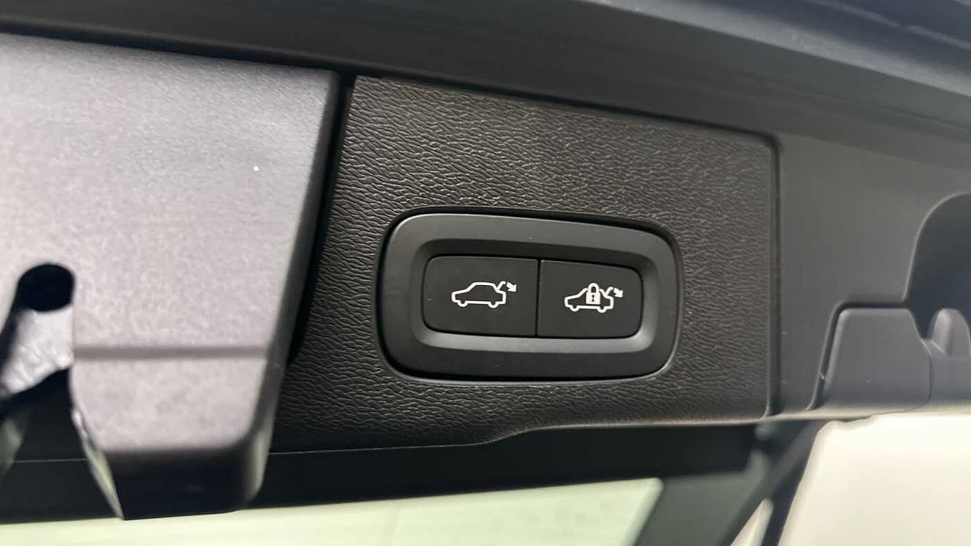 Volvo-XC60-image-15