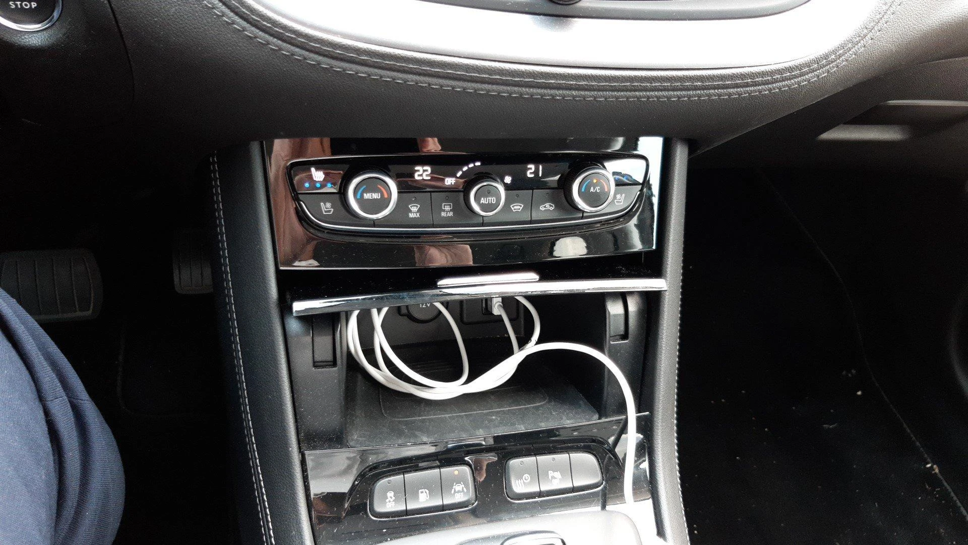 Opel-Grandland X-image-15