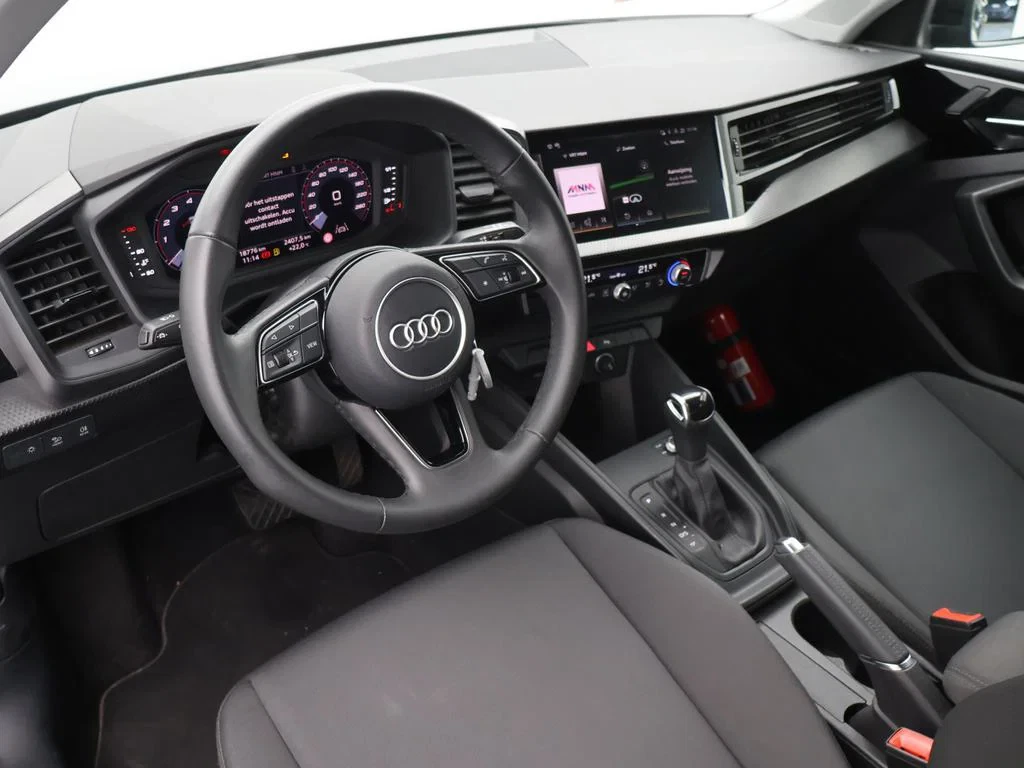 Audi-A1 Sportback-image-16