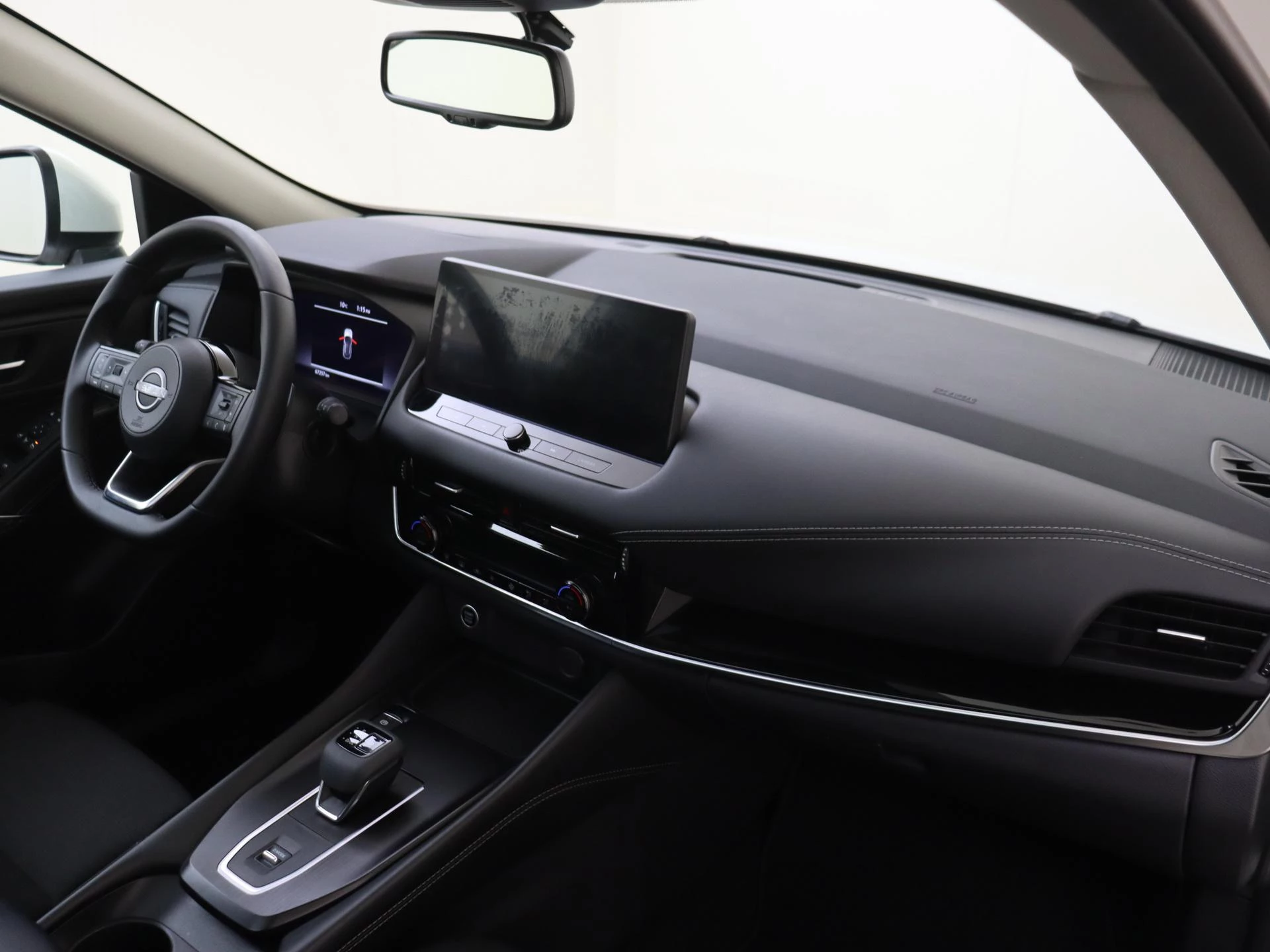 Nissan-QASHQAI-image-4