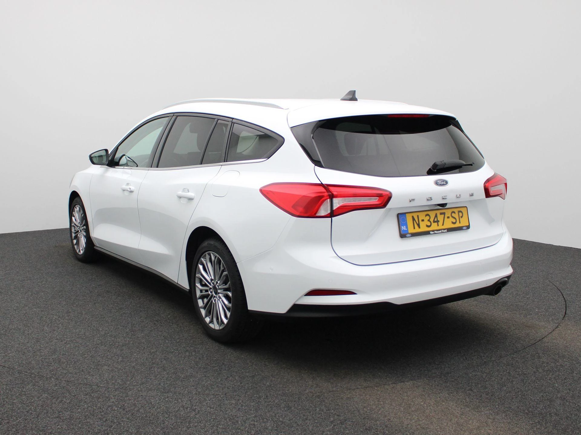 Ford Focus Wagon 1.0 EcoBoost Titanium X Business