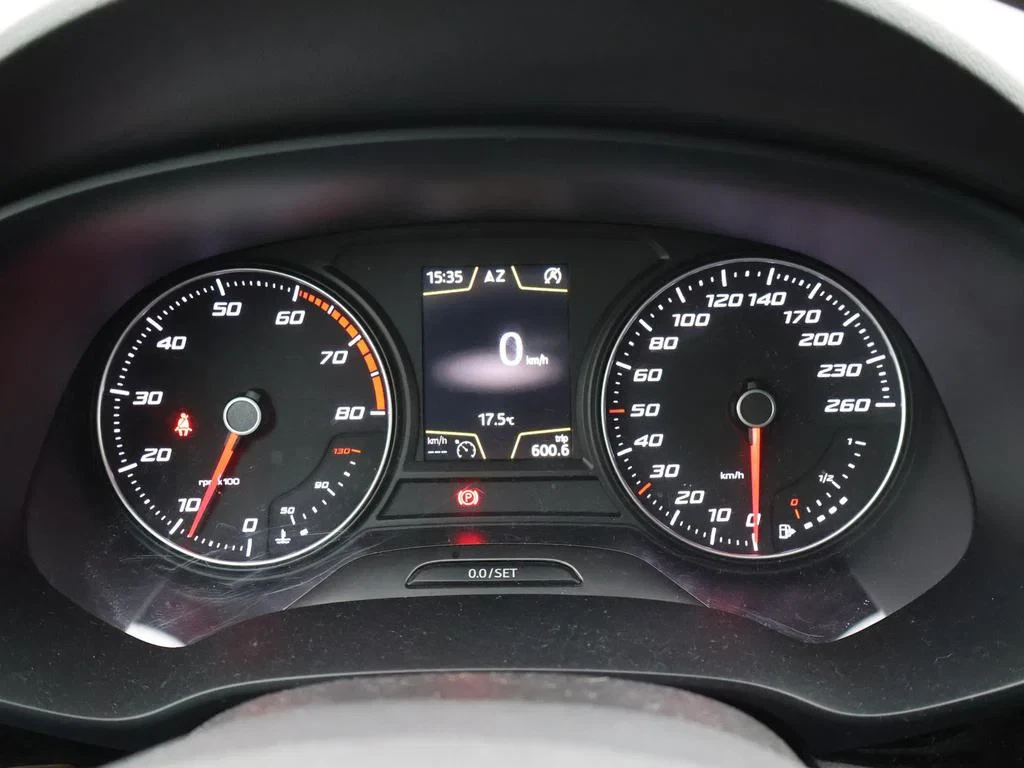 SEAT-Leon-image-23
