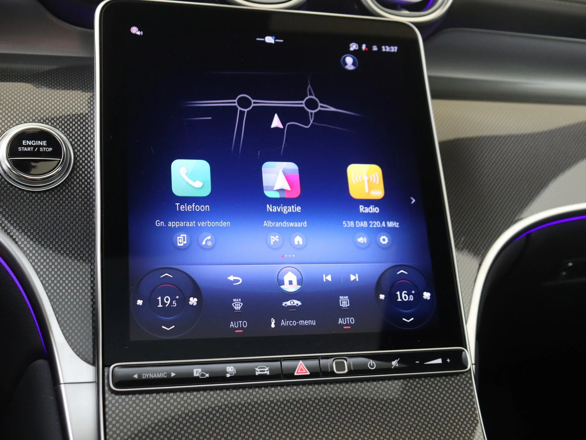 Mercedes-Benz-GLC-image-15