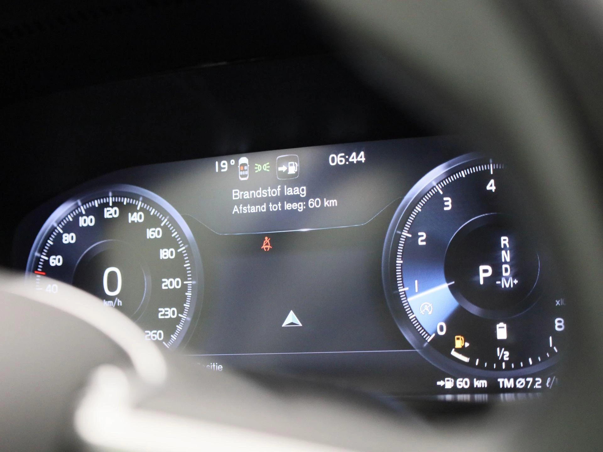 Volvo V60 B3 Geartronic Momentum Pro Camera | Cruise | PDC