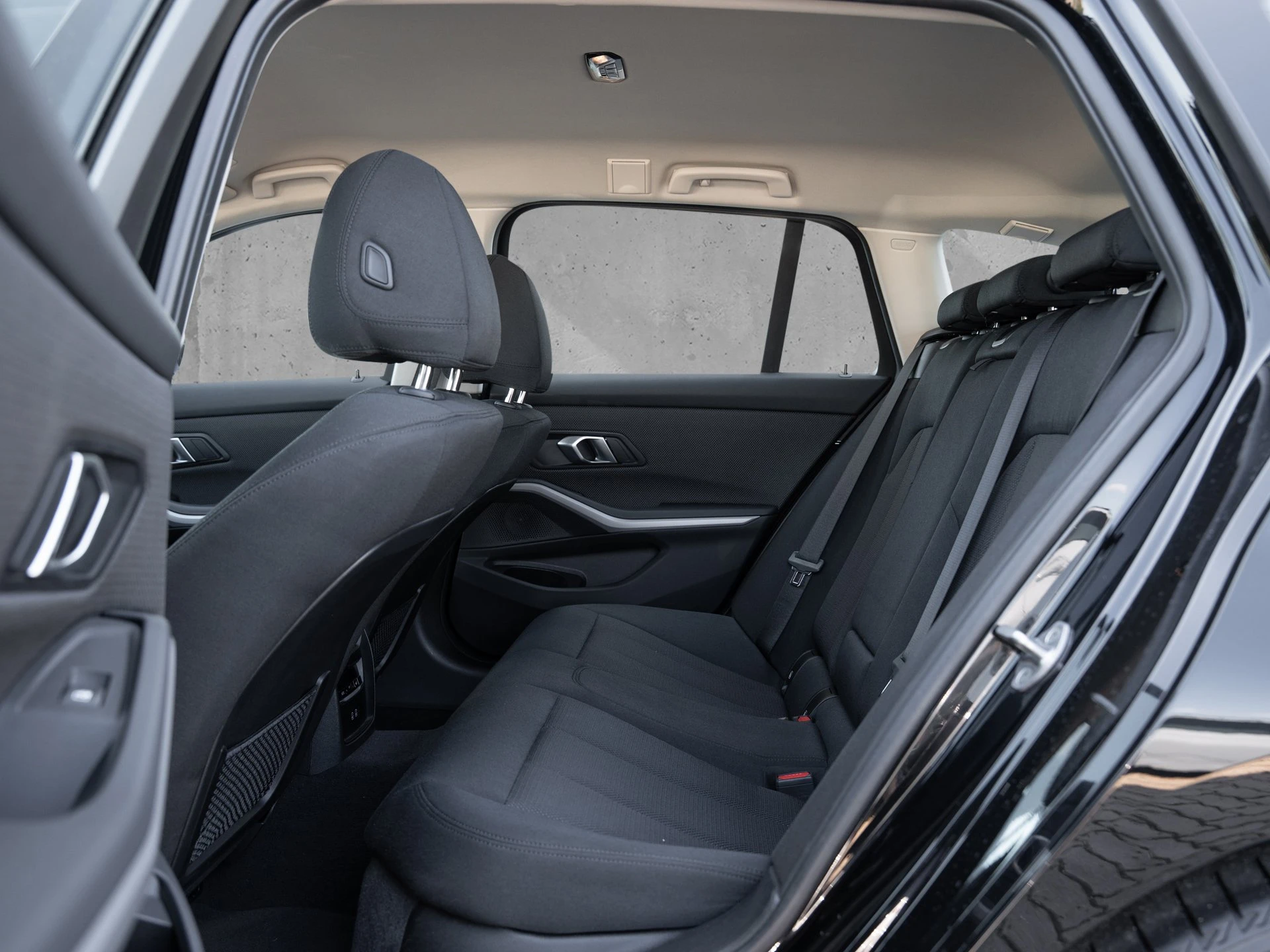 BMW-3er Reihe-image-12