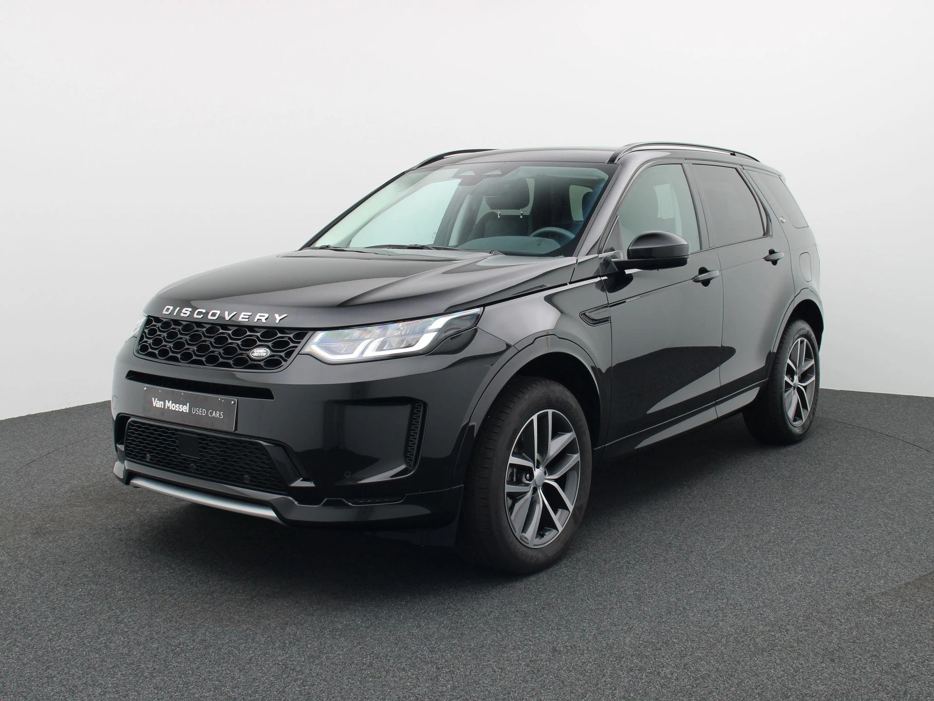 Land Rover-Discovery Sport-image-0