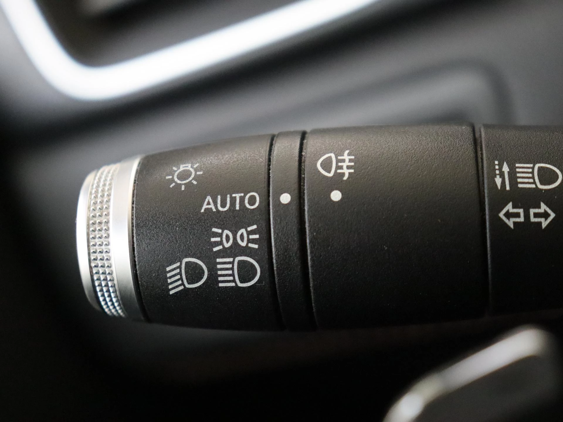 Renault-Captur-image-24