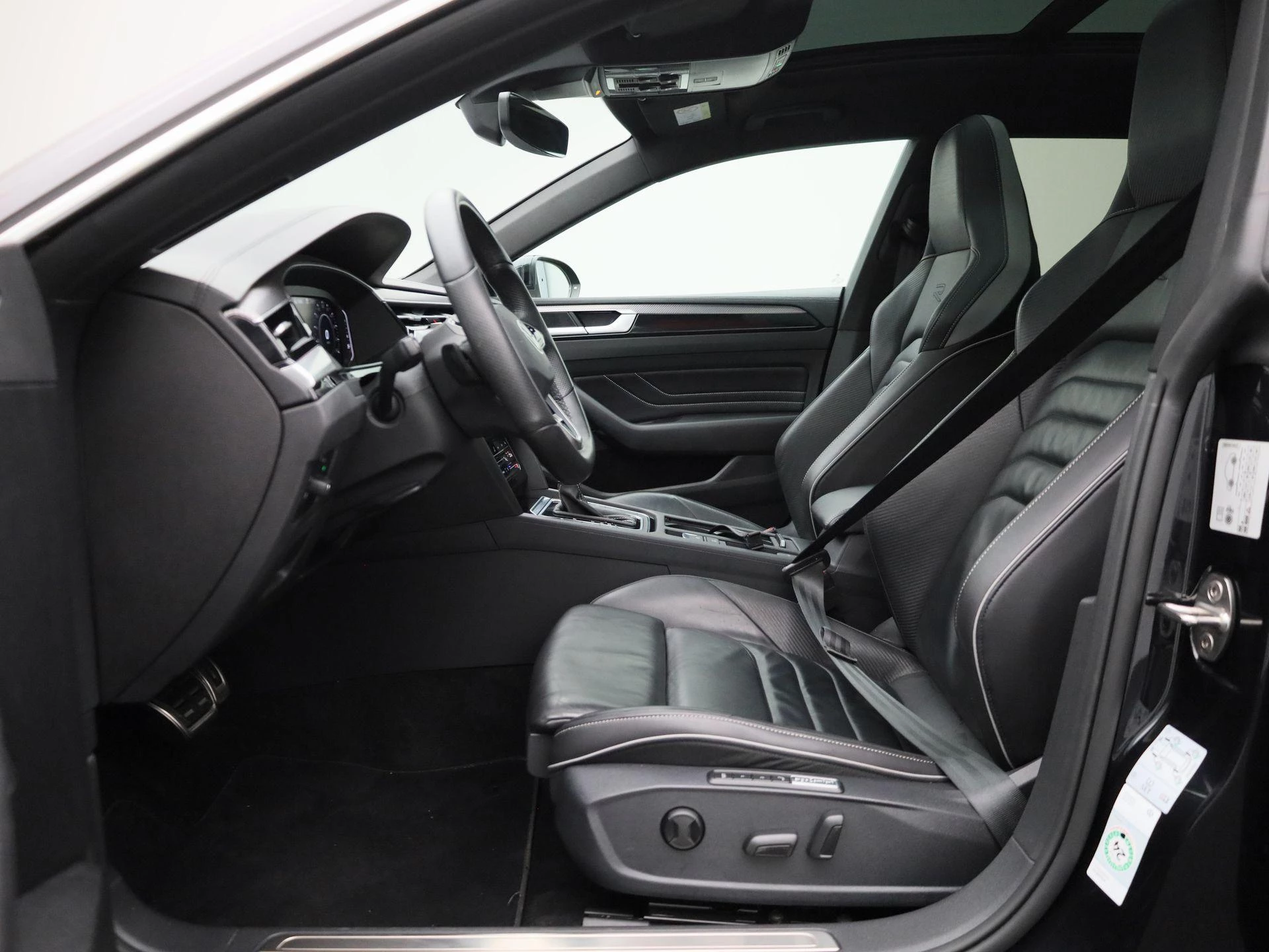 Volkswagen-Arteon-image-10