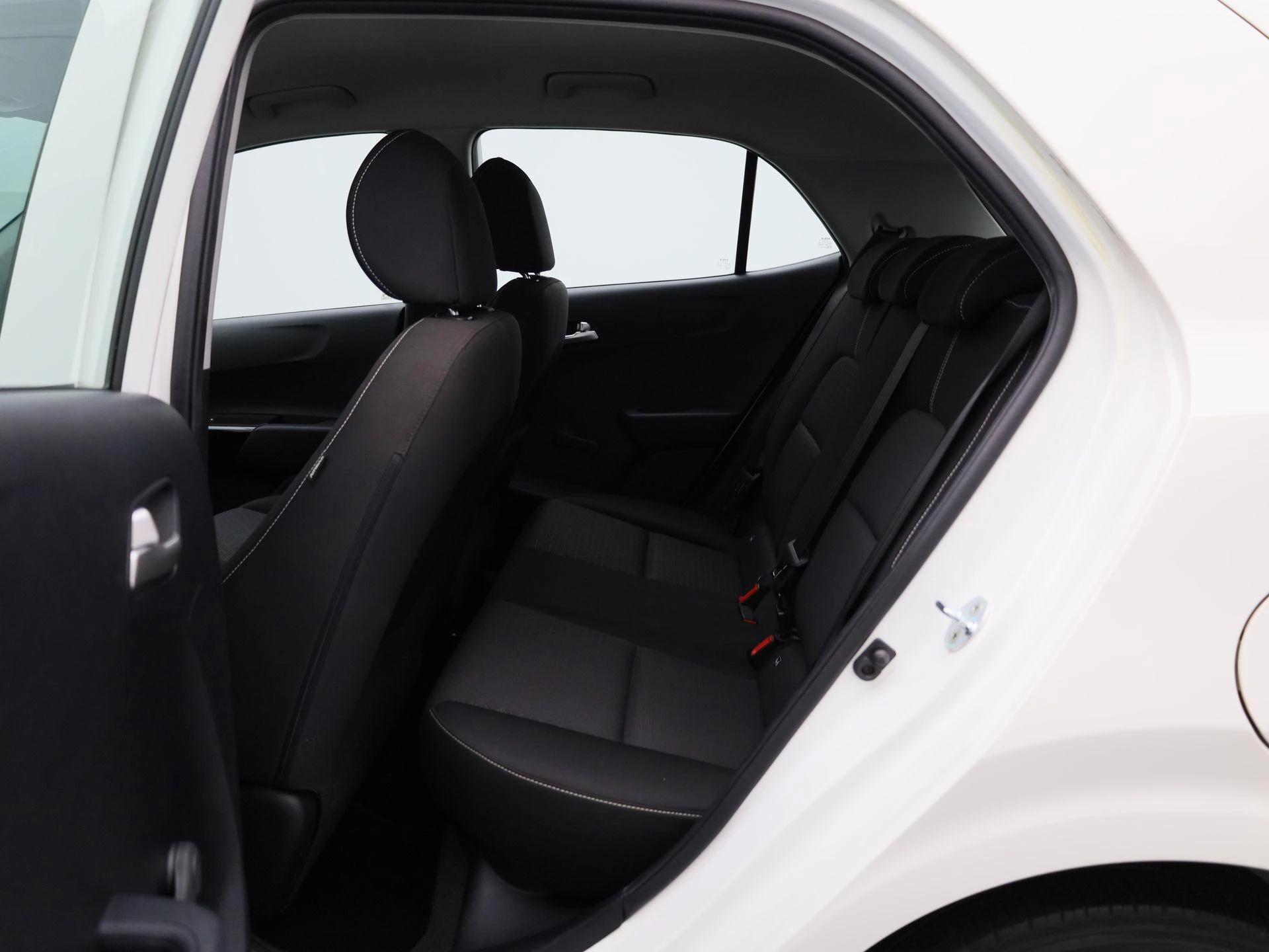 Kia-Picanto-image-9