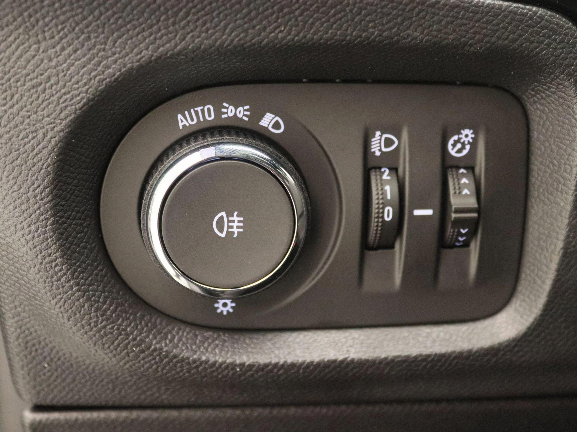 Opel-Corsa-image-19