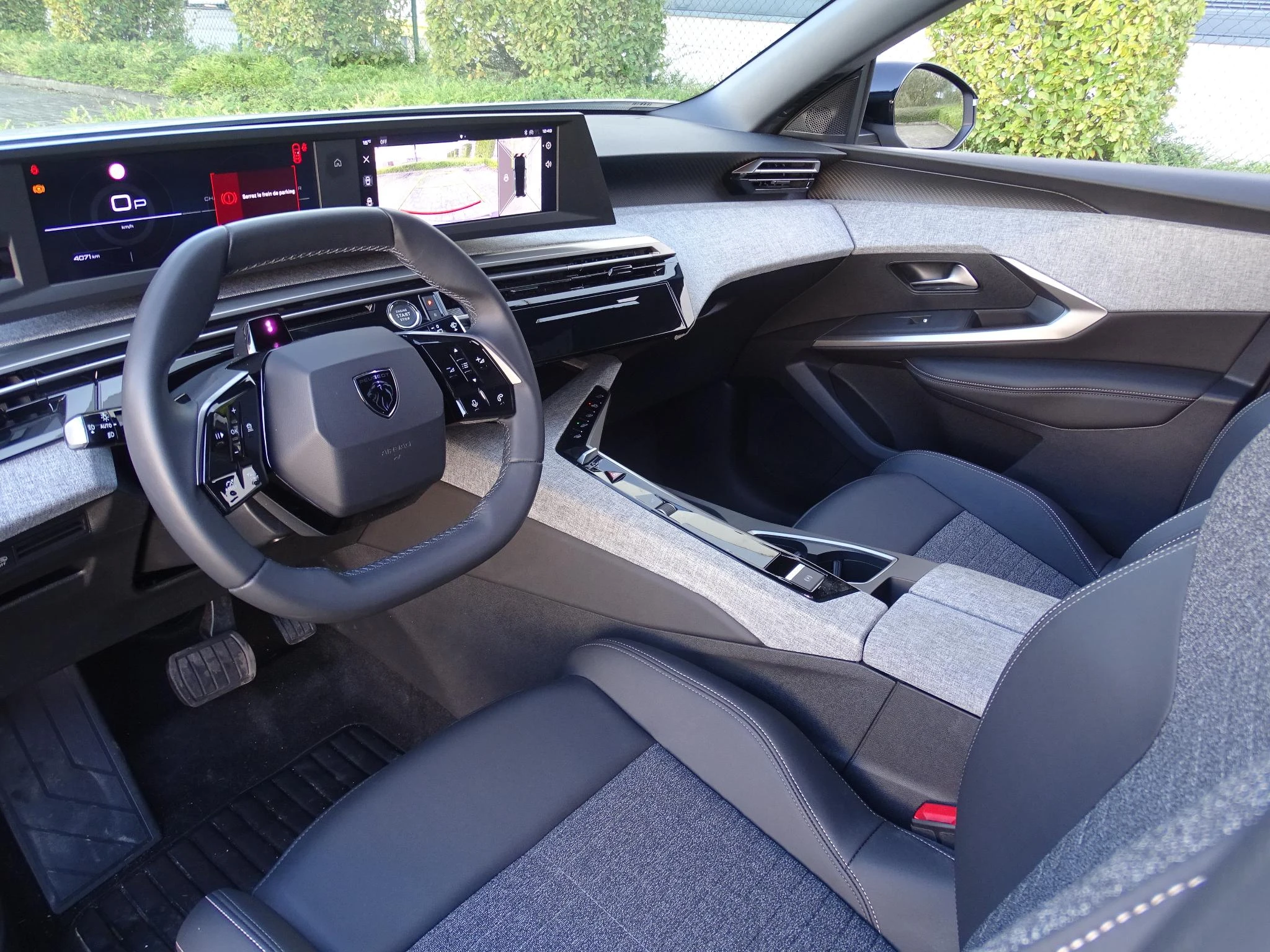Peugeot-5008-image-11
