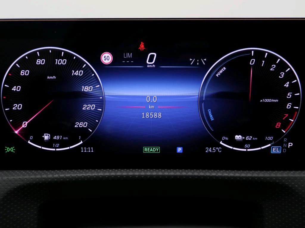 Mercedes-Benz CLA 250 e AMG Line Shooting Brake + TREKHAAK + NIGHTPAKKET + CARPLAY + CAMERA +