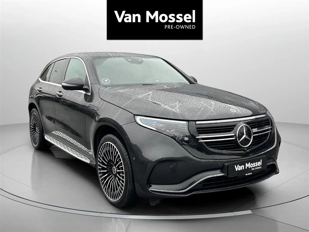 Mercedes-Benz-EQC-image-2