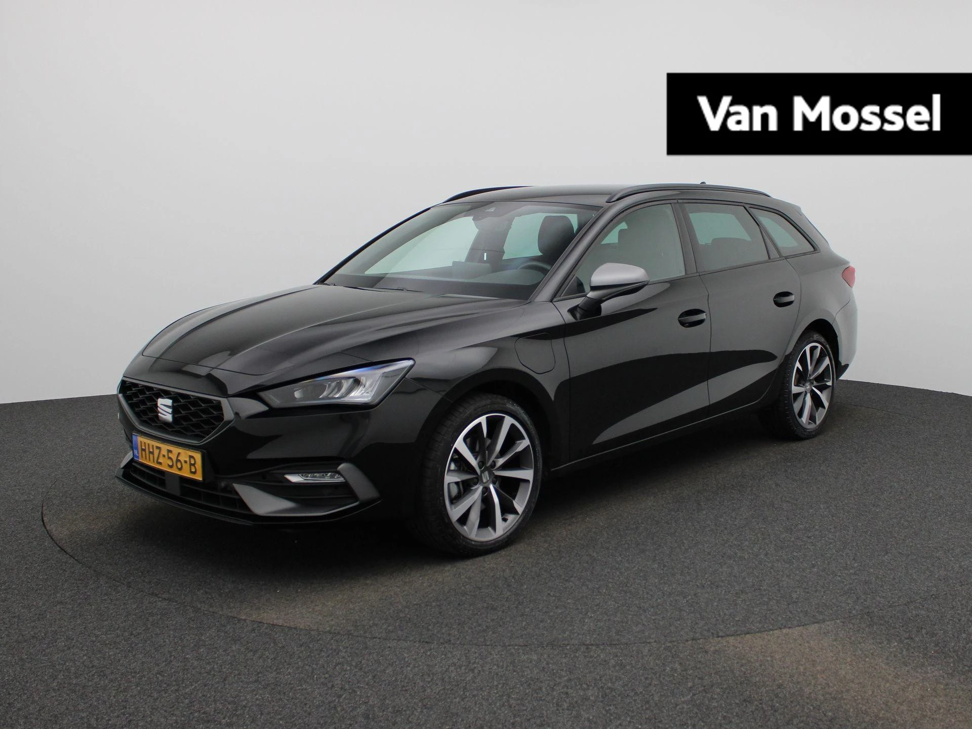 SEAT-Leon-image-0