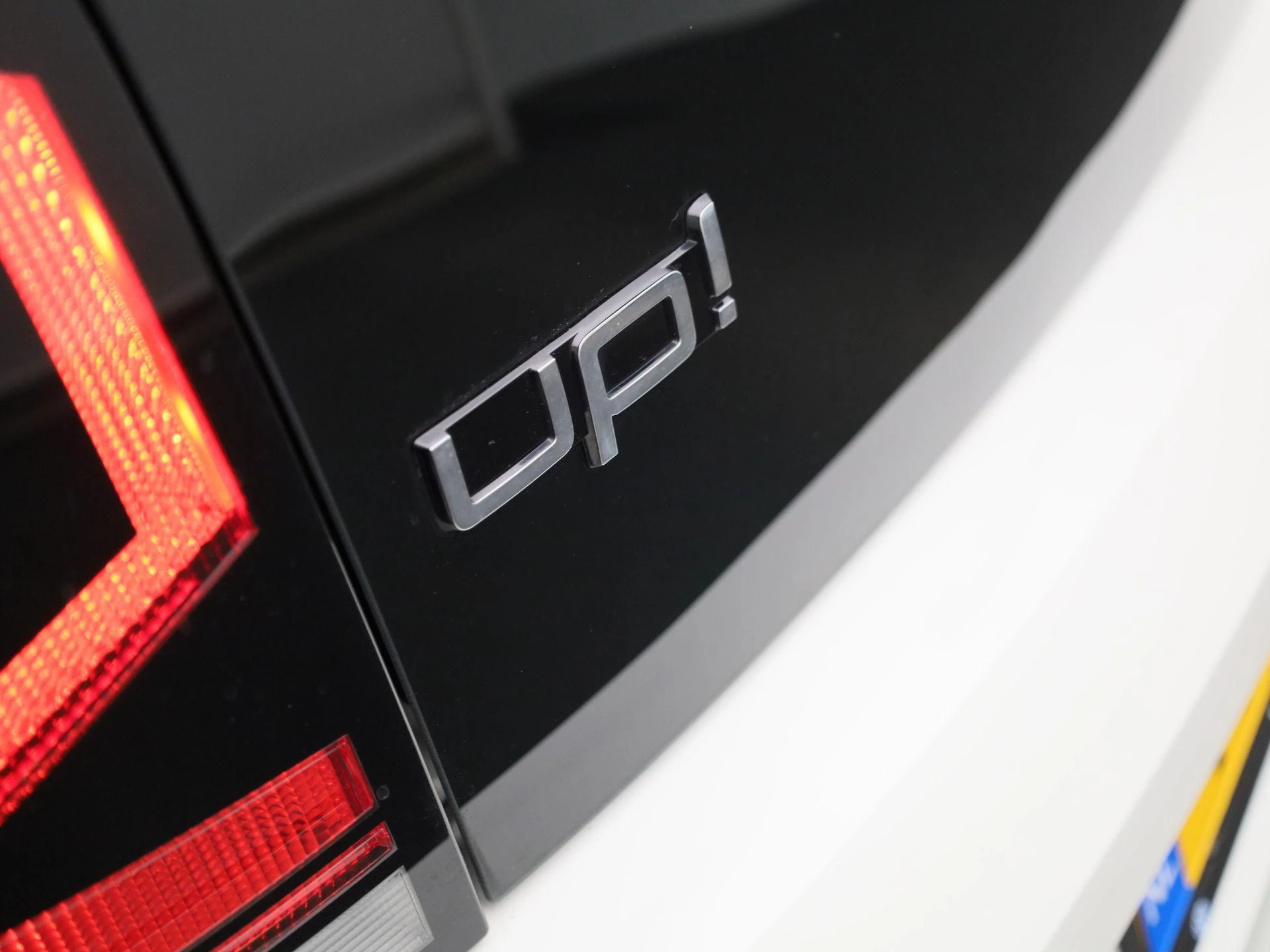 Volkswagen-up!-image-19