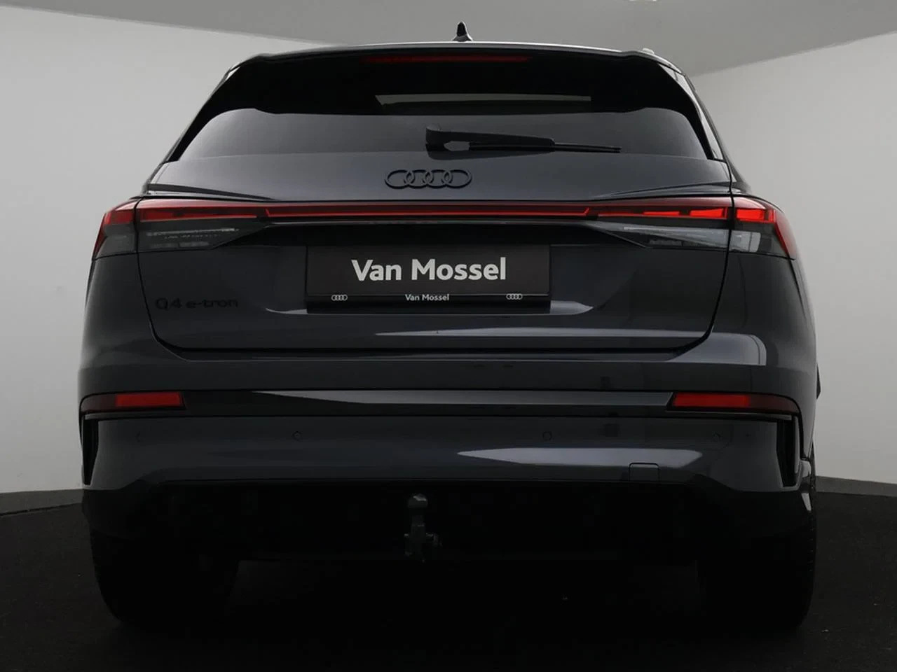 Audi-Q4 e-tron-image-22