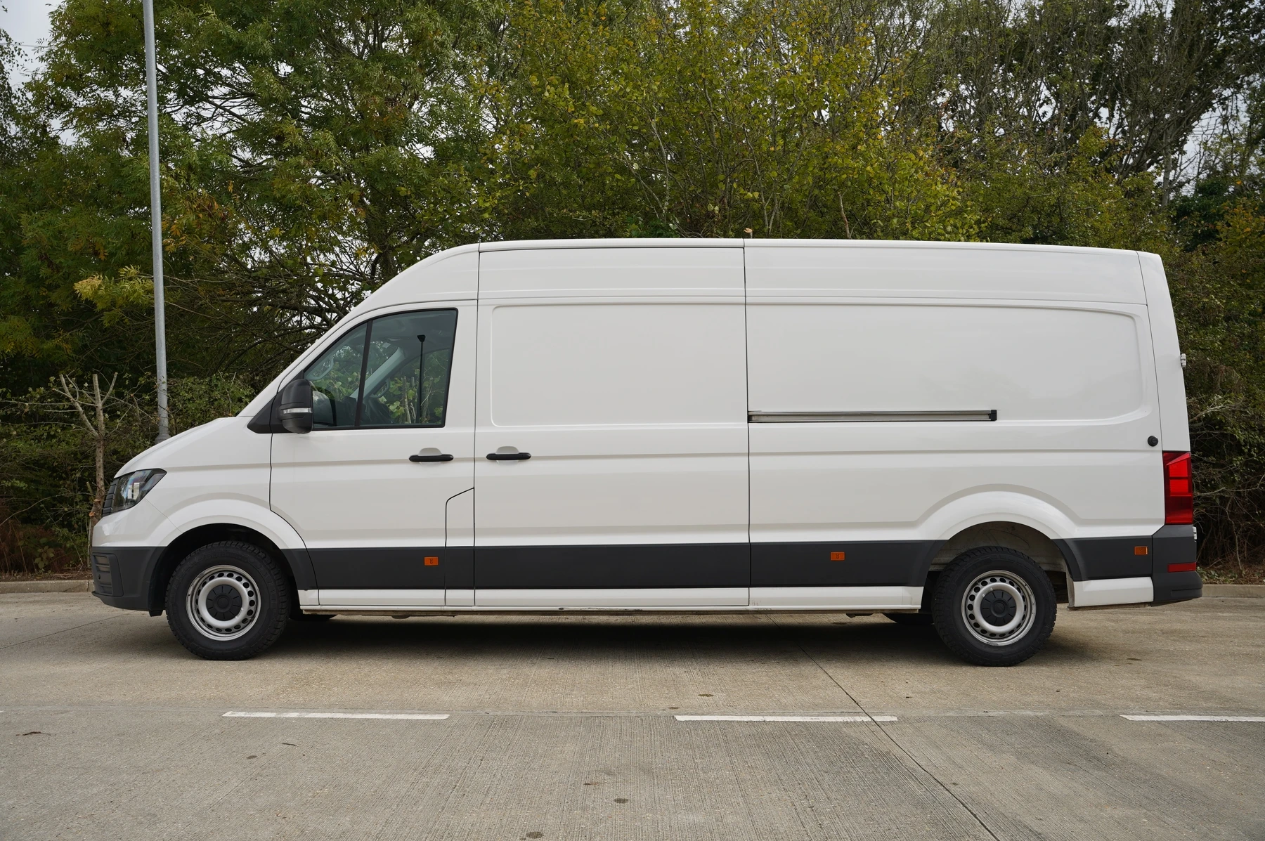 Volkswagen-Crafter-image-14