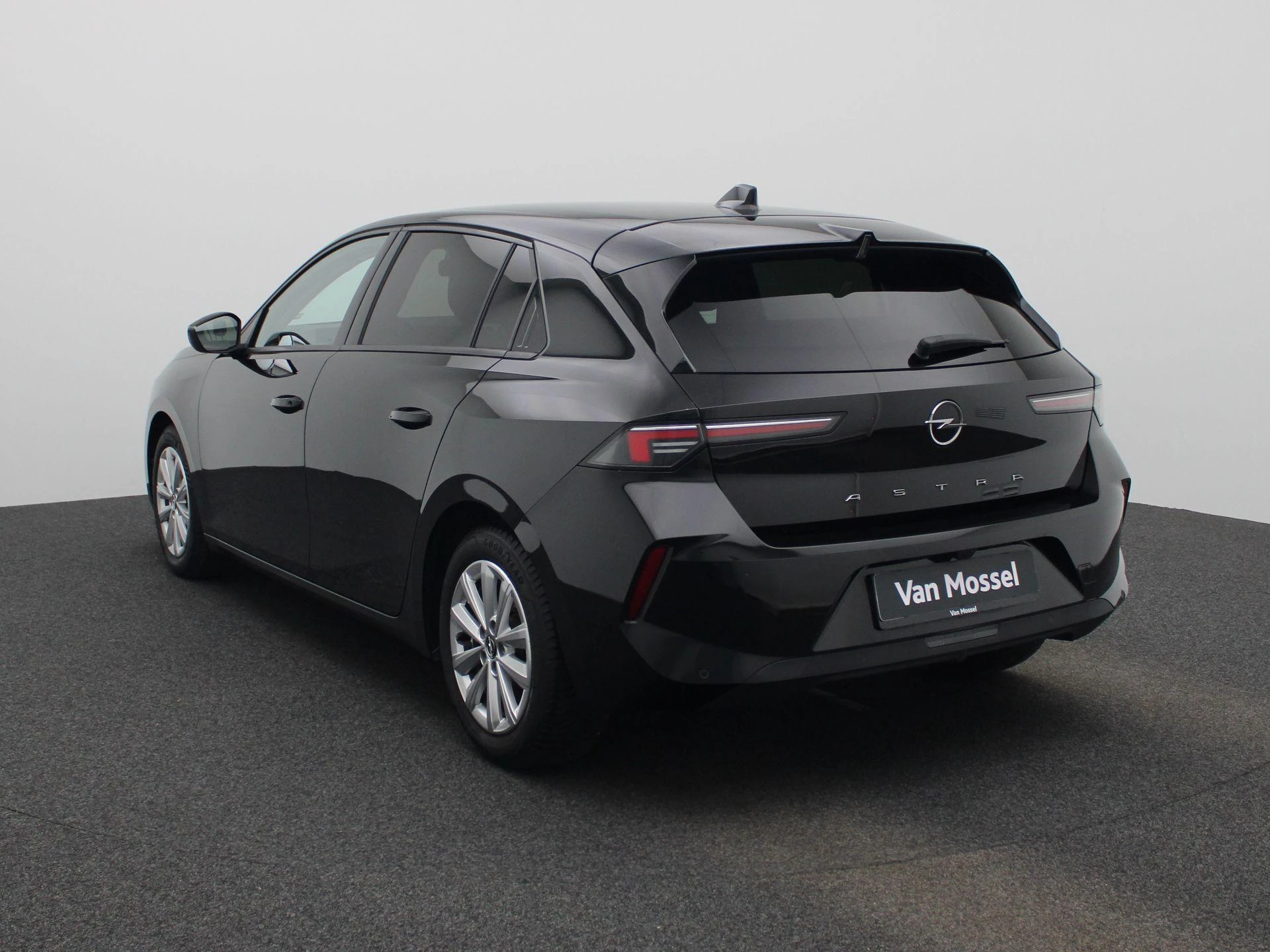 Opel Astra 1.2 Turbo 96kW S/S Business Edition Auto