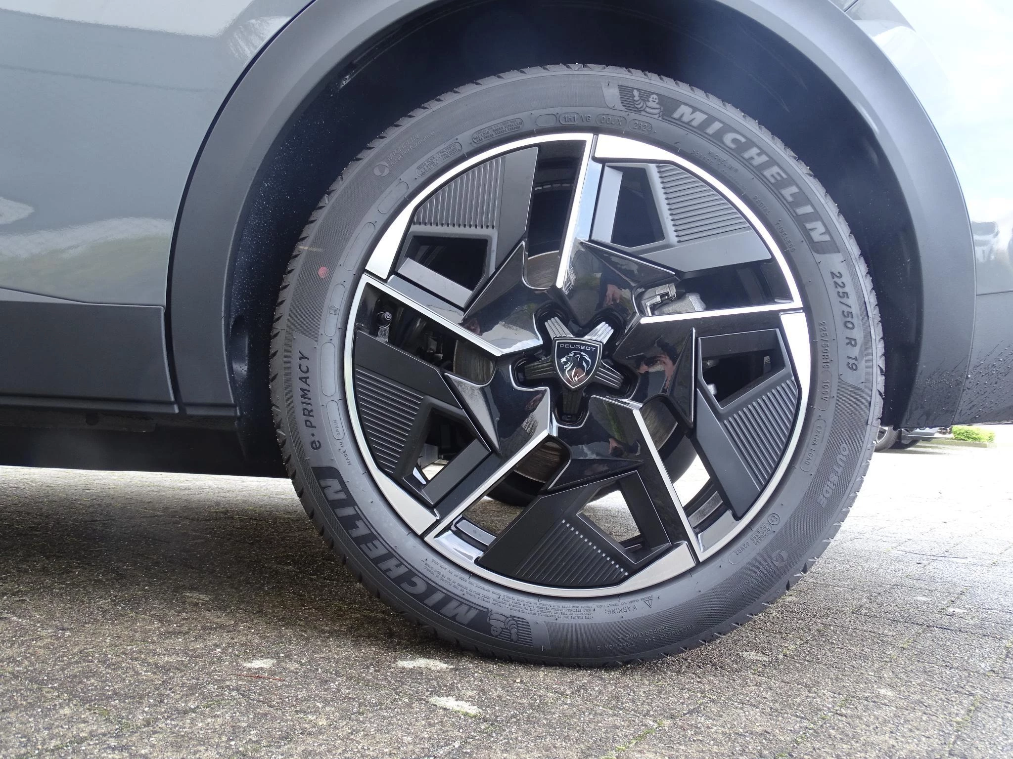 Peugeot-408-image-10