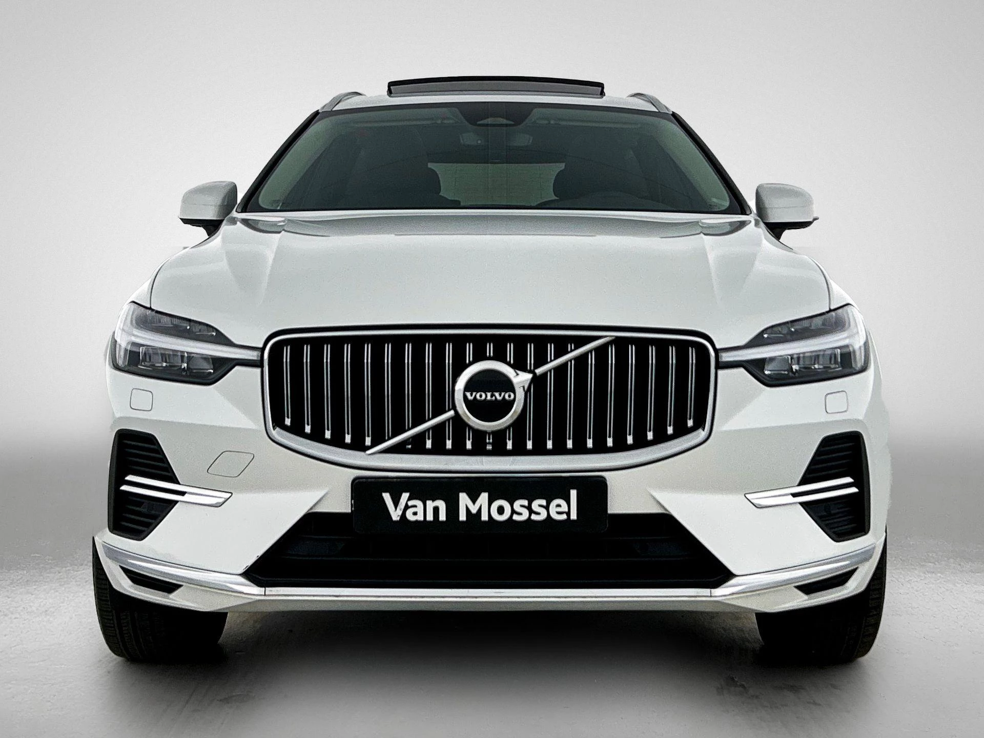 Volvo XC60 2.0 T6 Plug-in hybrid AWD Plus Bright