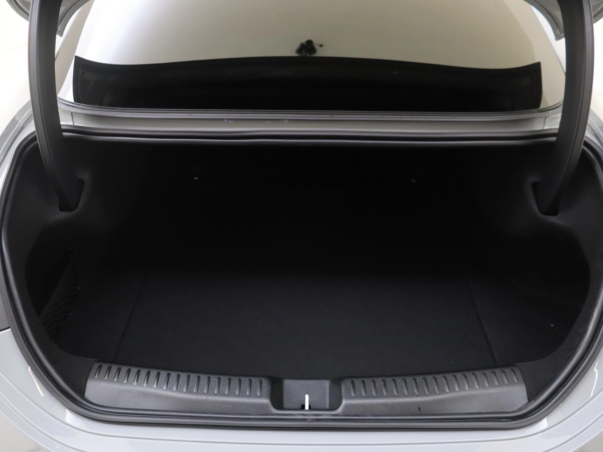 Mercedes-Benz-CLA-image-31