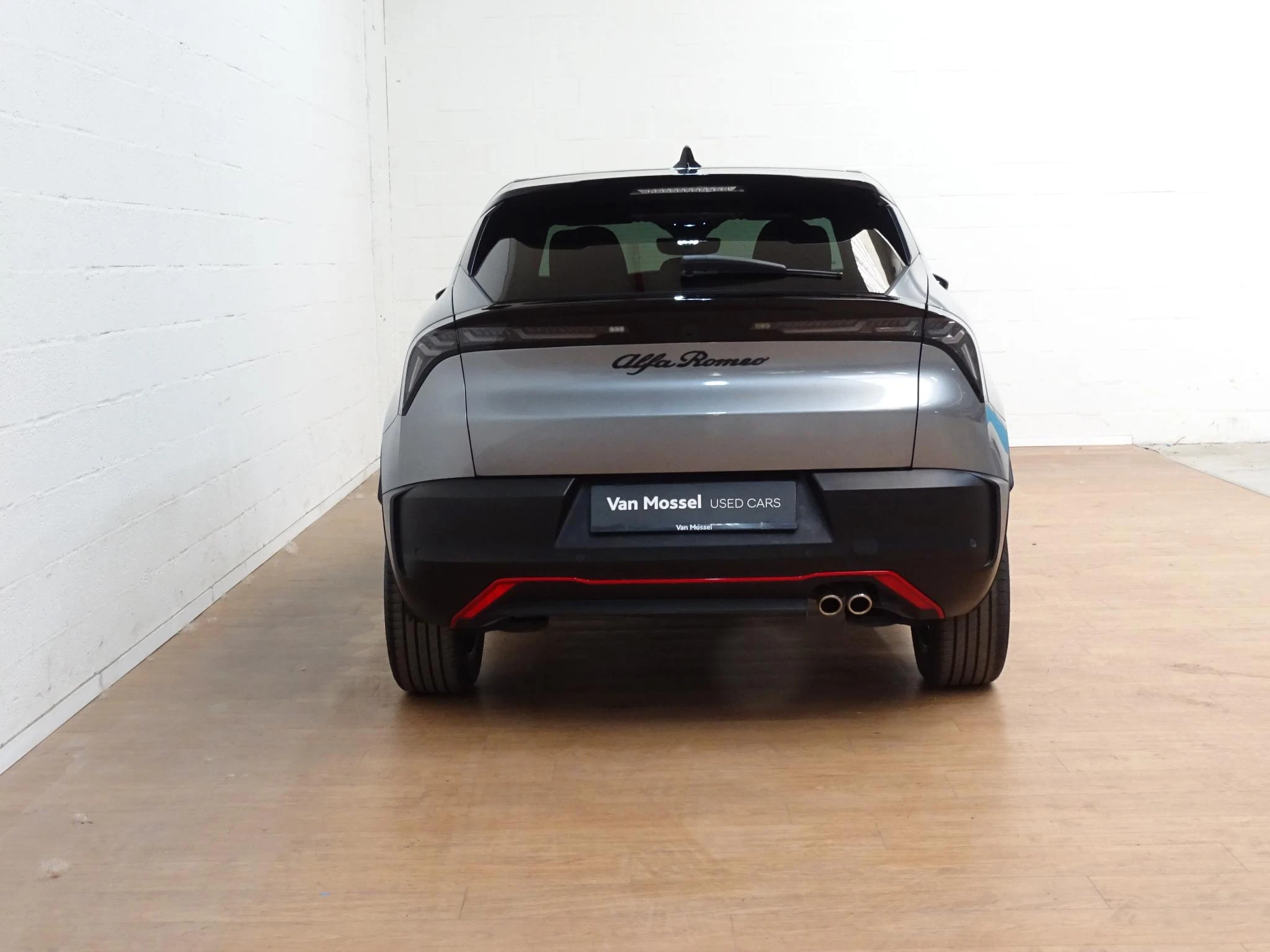 Alfa Romeo-Junior-image-9