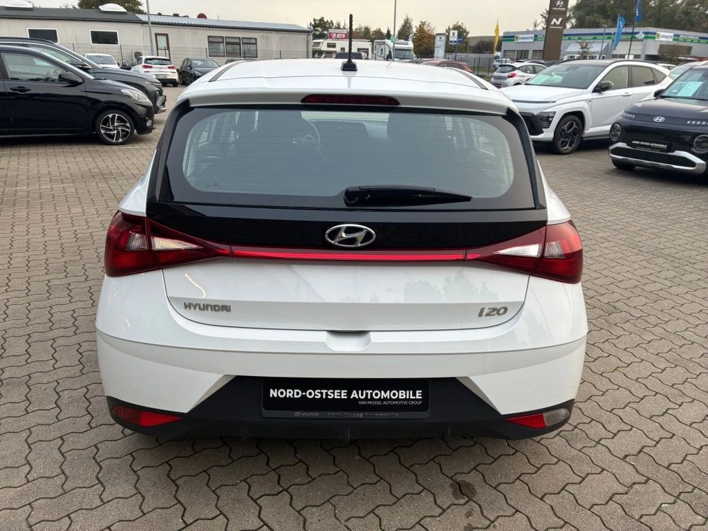 Hyundai-i20-image-21