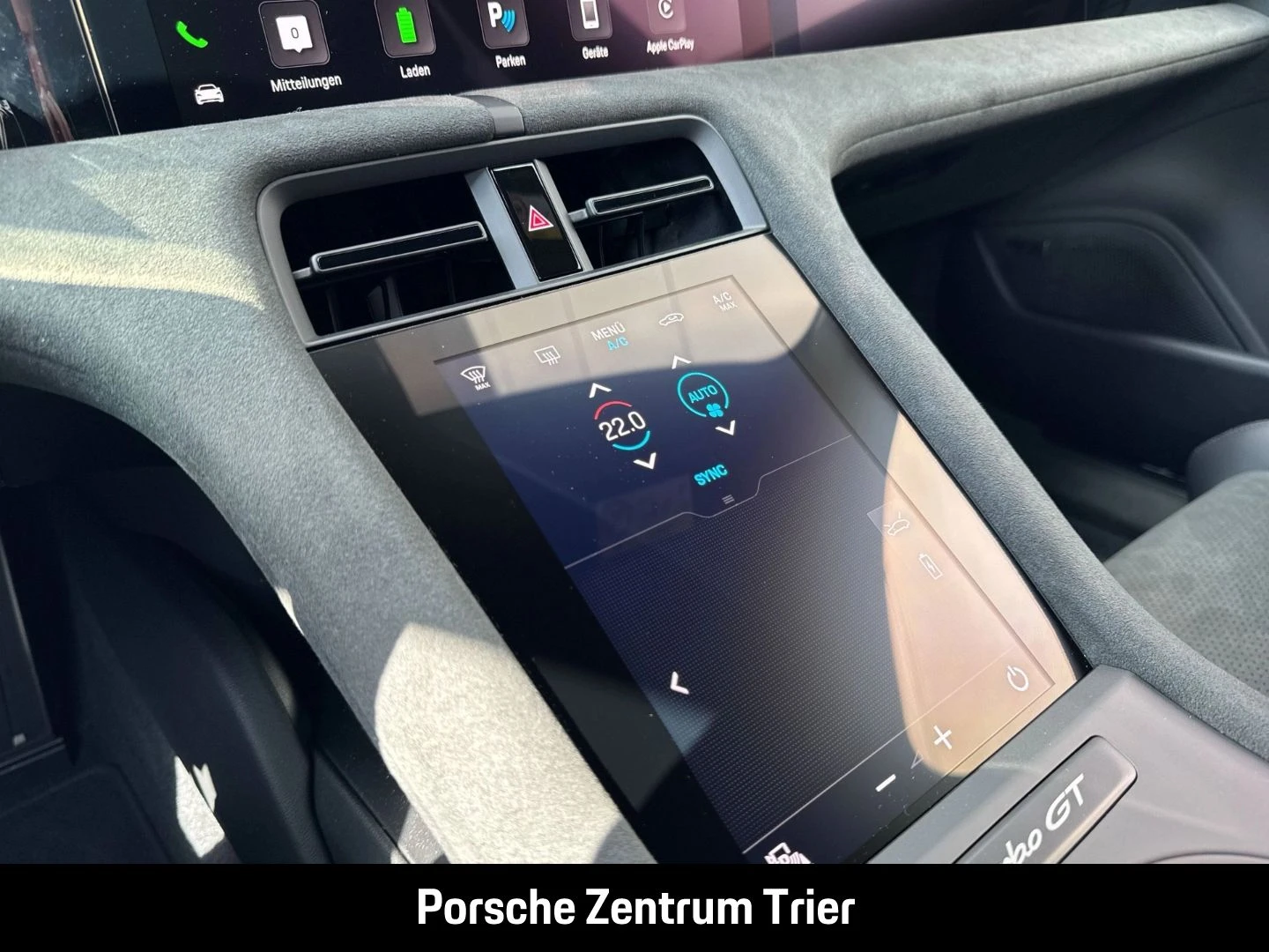 Porsche-Taycan-image-18