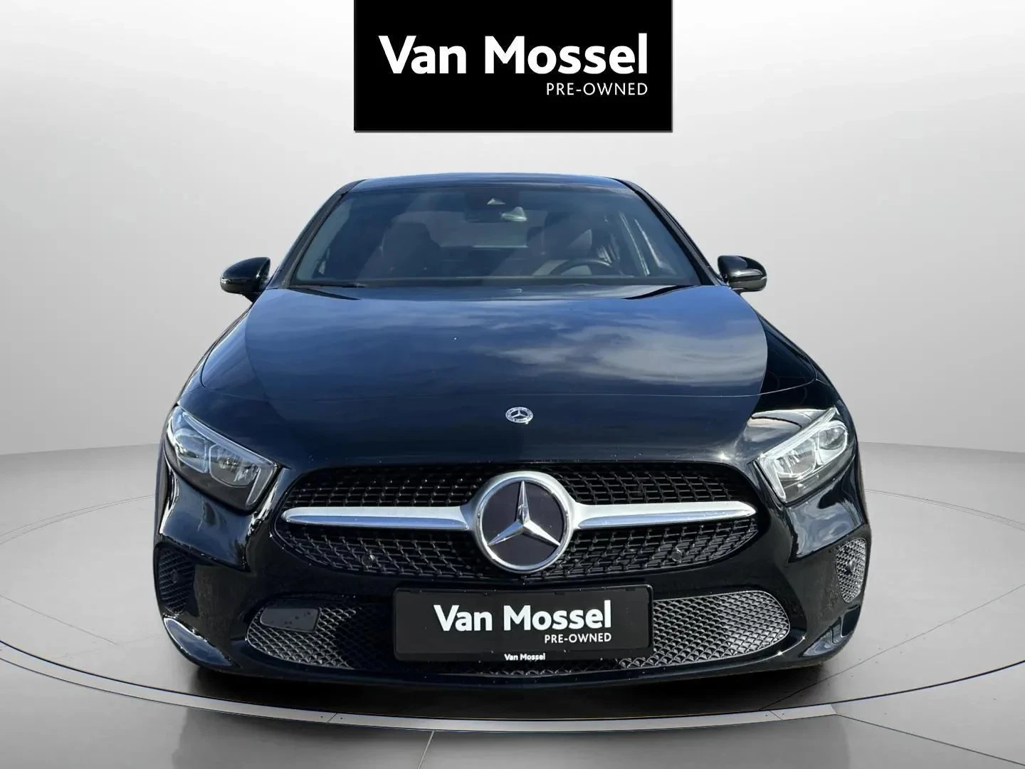 Mercedes-Benz-A-Klasse-image-1