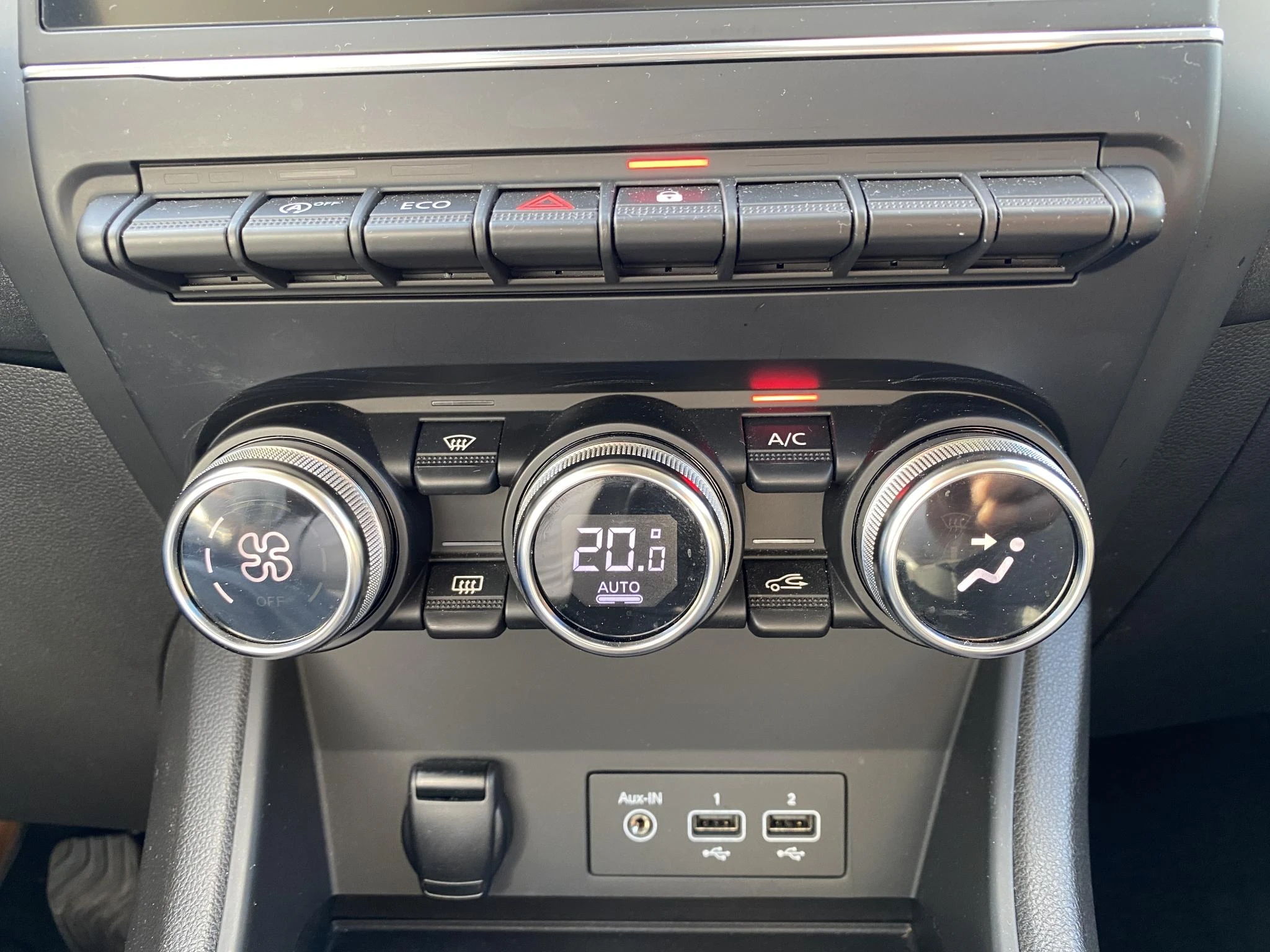 Renault-Captur-image-18