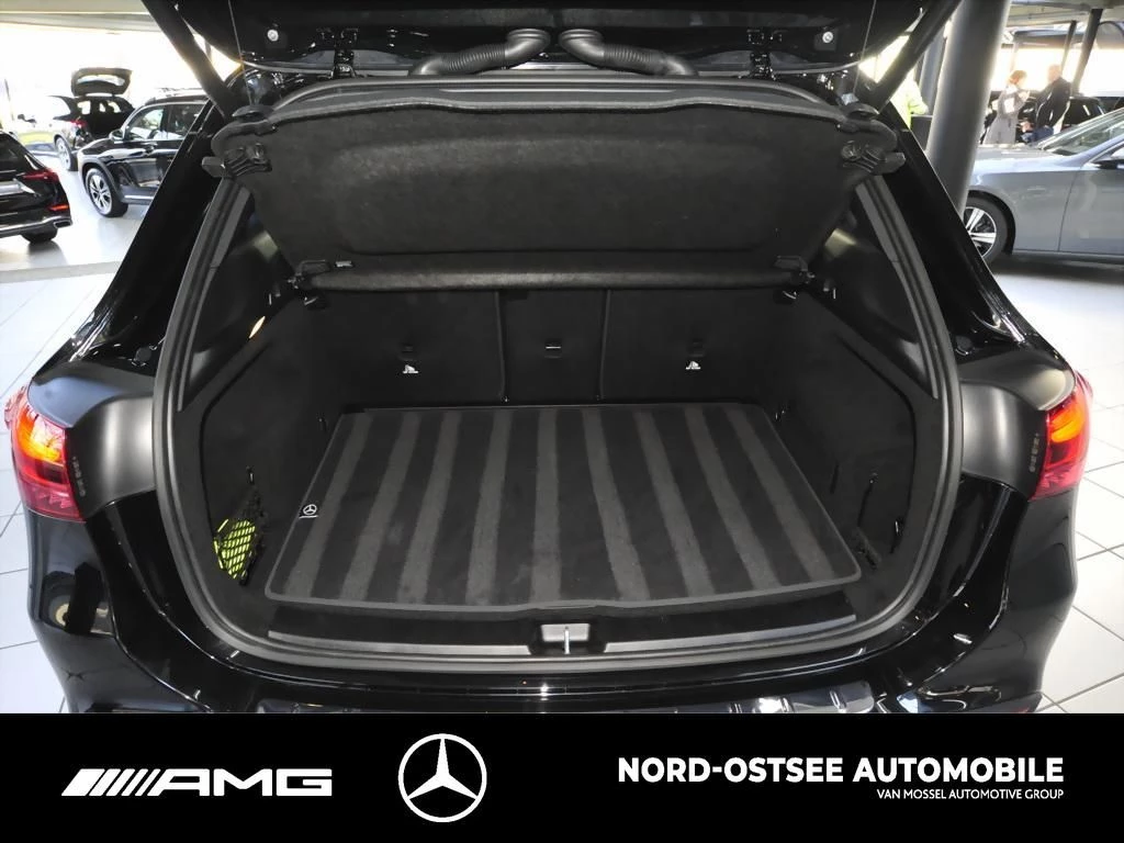 Mercedes-Benz-GLA-image-11