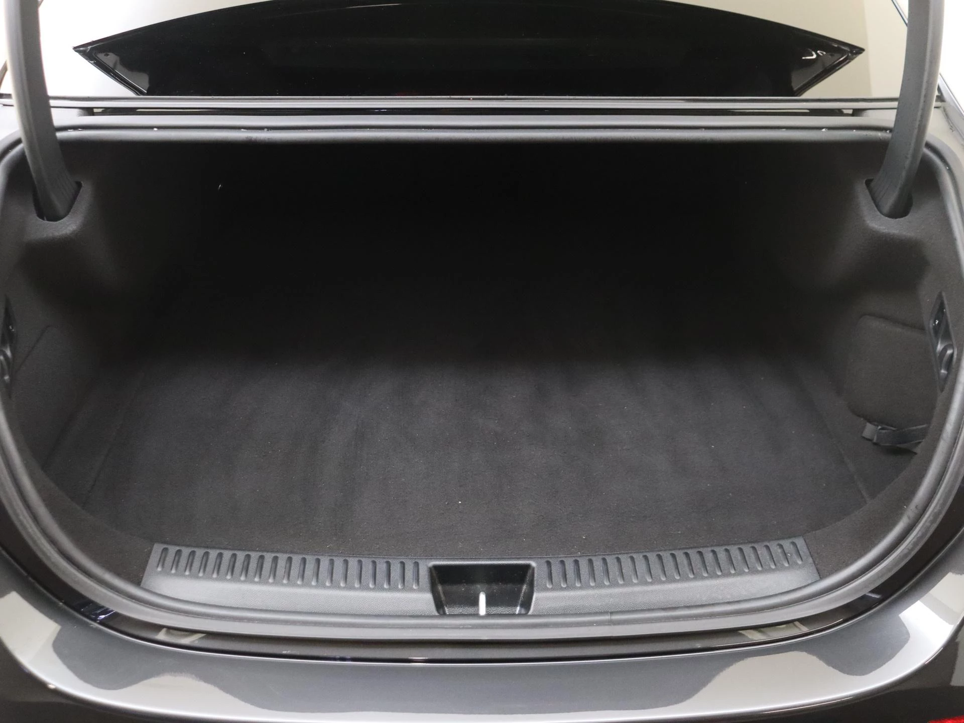 Mercedes-Benz-E-Klasse-image-36