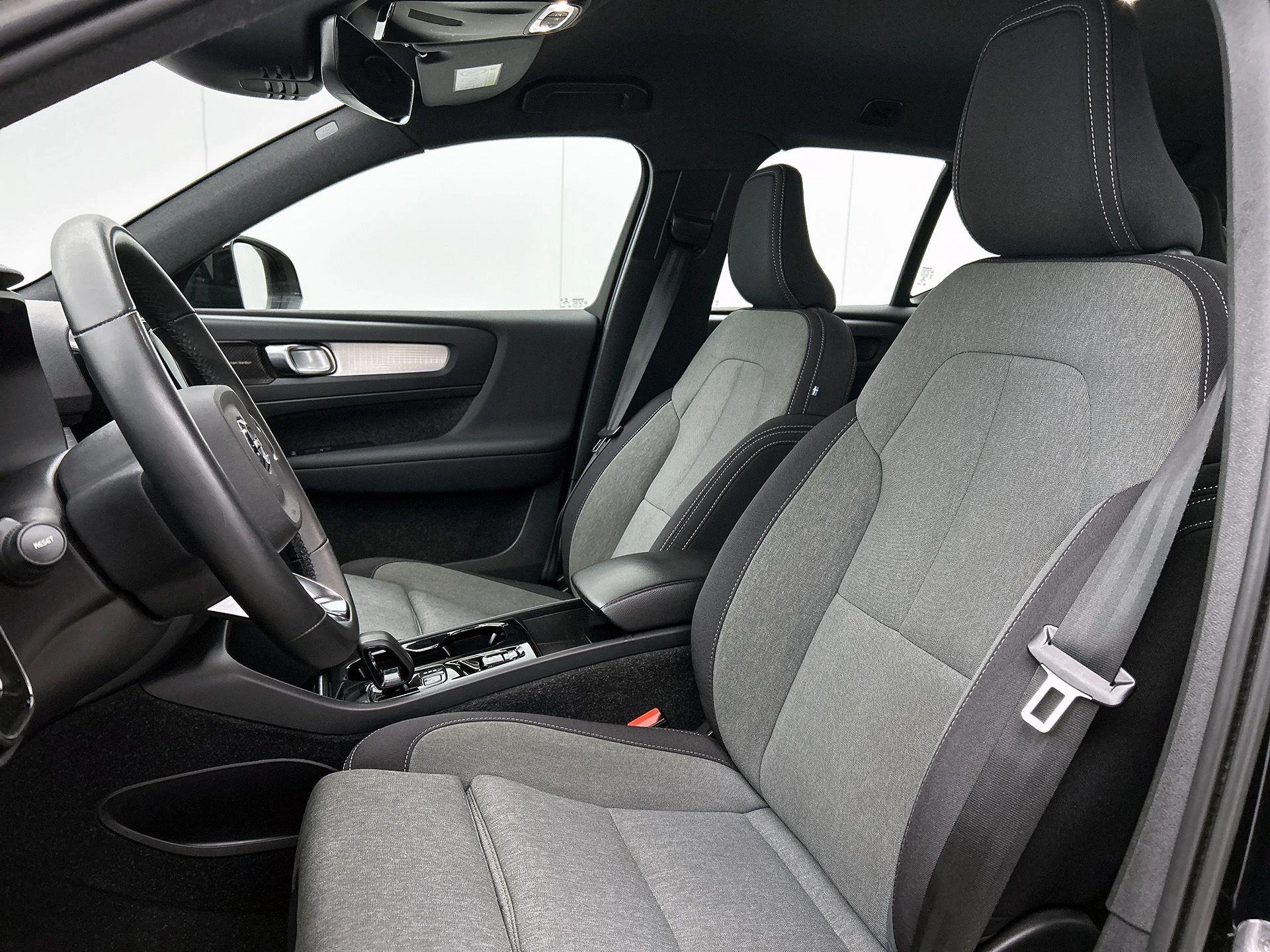 Volvo-XC40-image-33