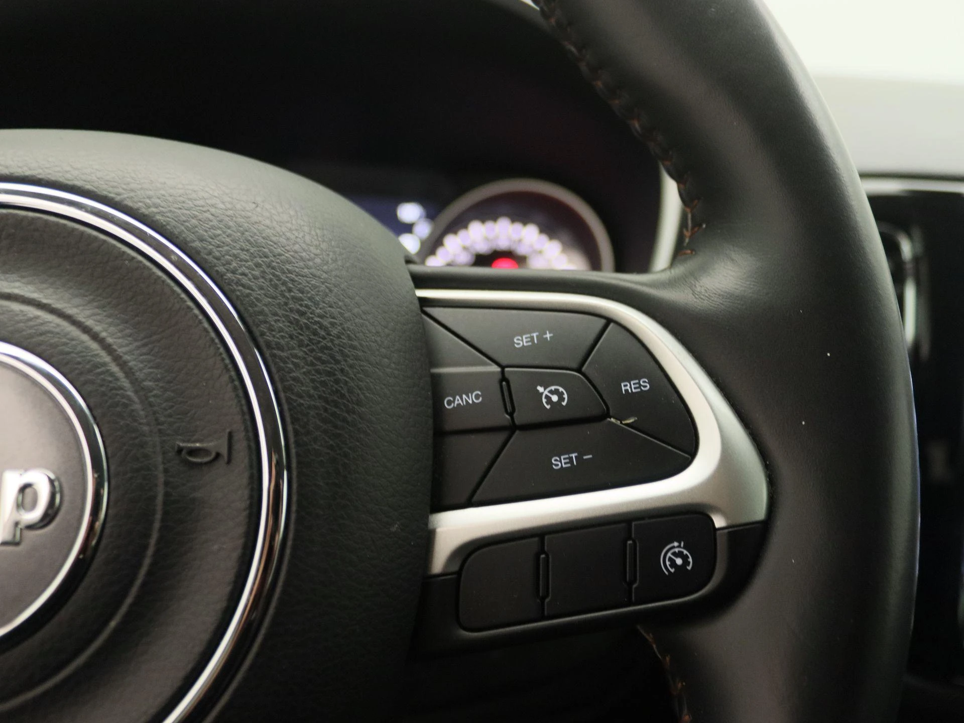 Jeep-Compass-image-17