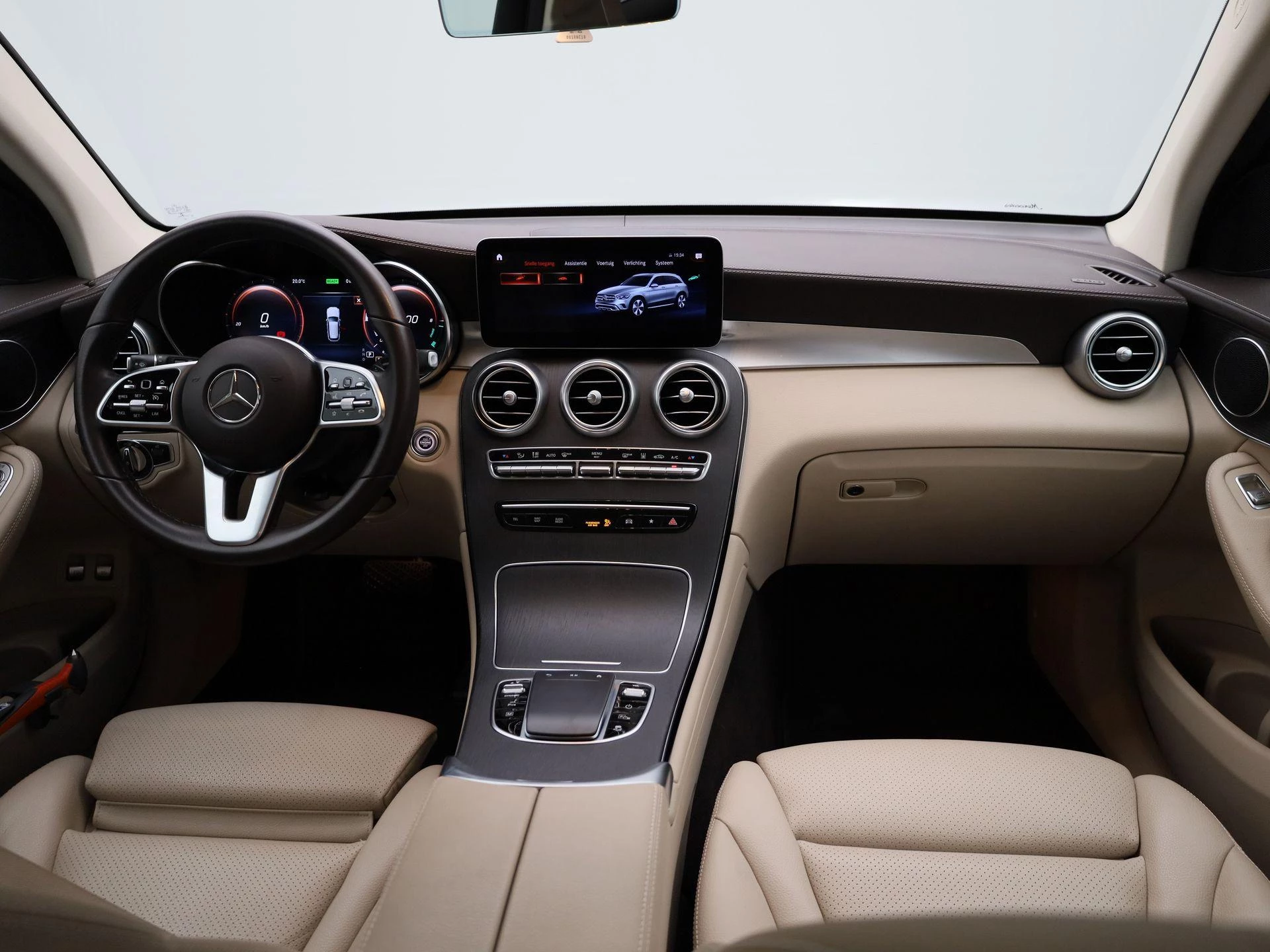 Mercedes-Benz GLC 300e 4MATIC Business Solution