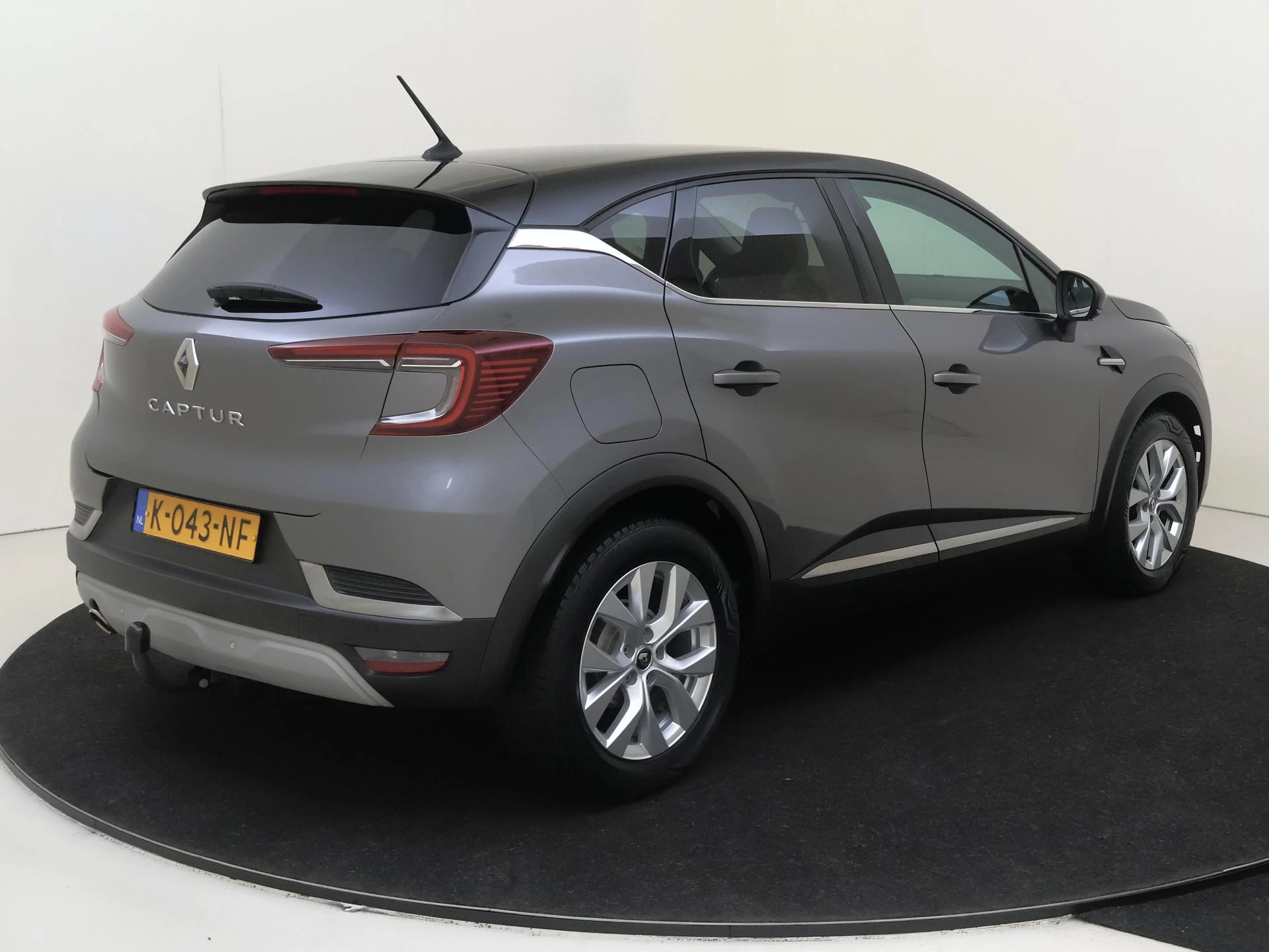 Renault Captur 1.3 TCe 140 Intens
