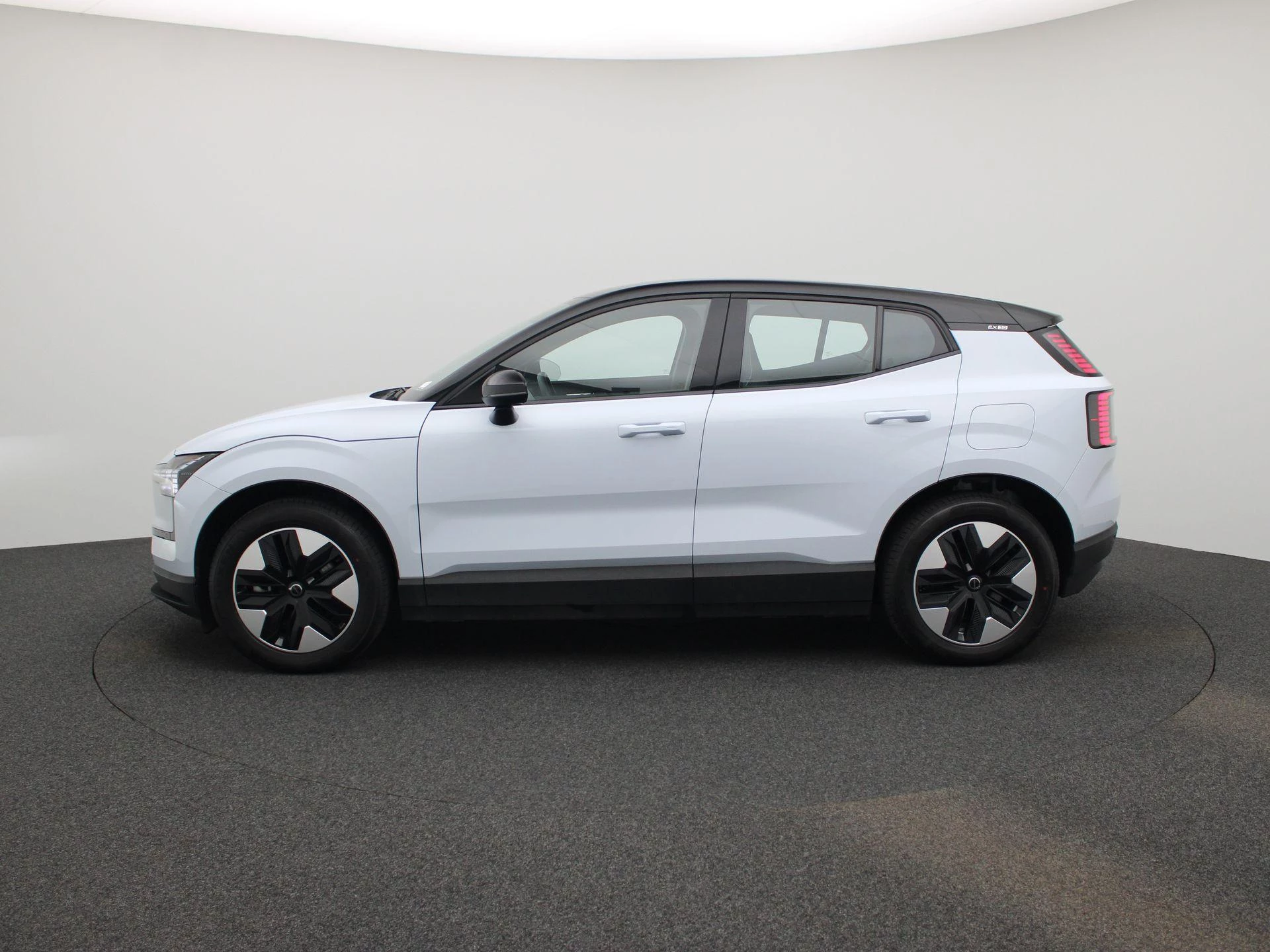Volvo EX30 Single Motor Extended Range Plus