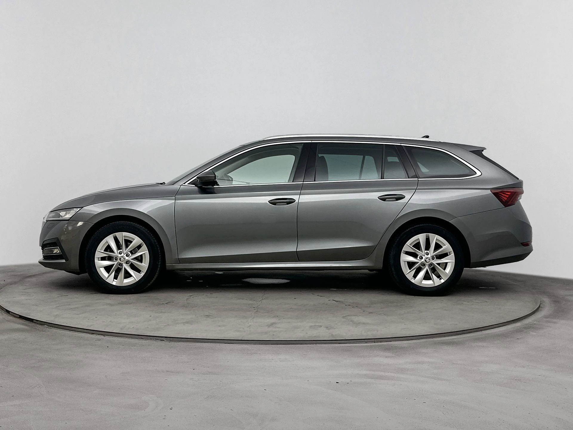 Škoda-Octavia-image-1